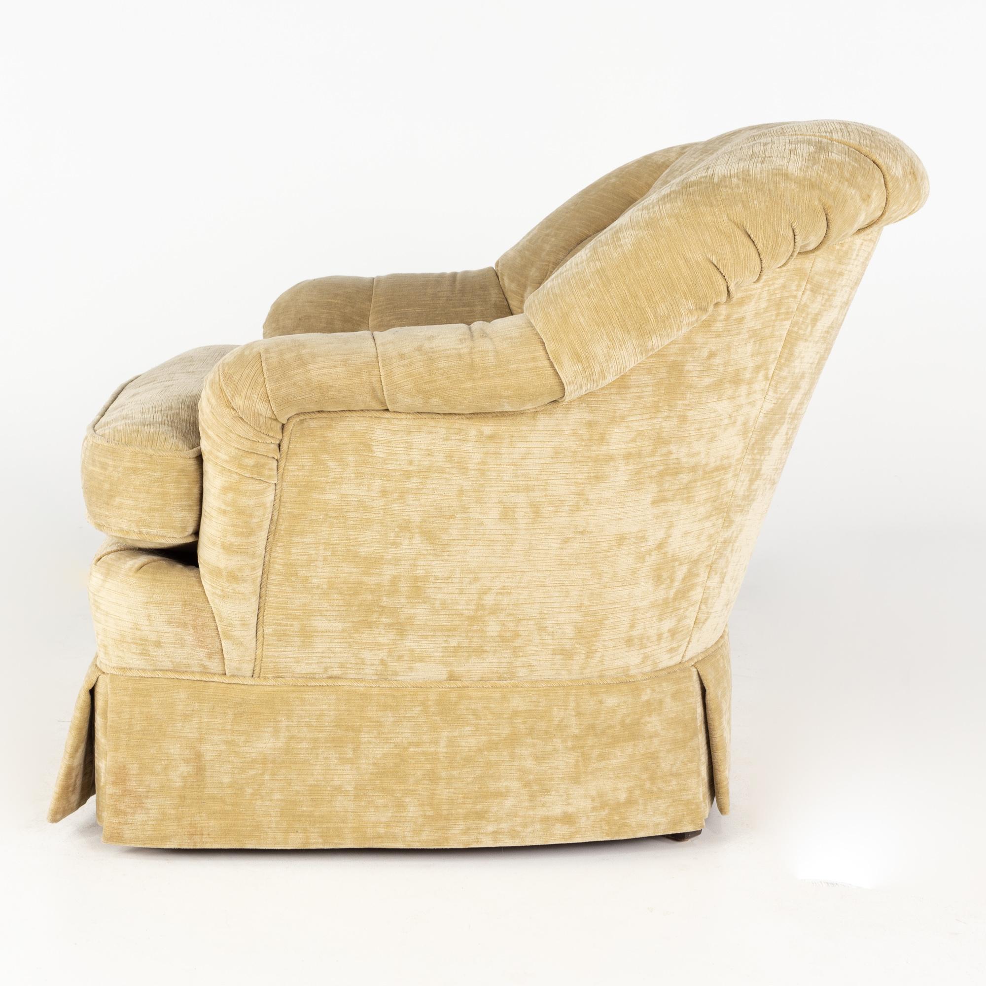 Baker Furniture Contemporary Tufted Pair of Lounge Chairs, Pair 3