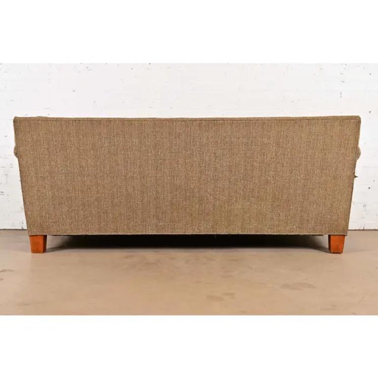 Baker Furniture Sofá tapizado contemporáneo en venta 5