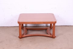 Tavolino da caffè Baker Furniture Empire Burl e Cherry Wood, appena rifinito