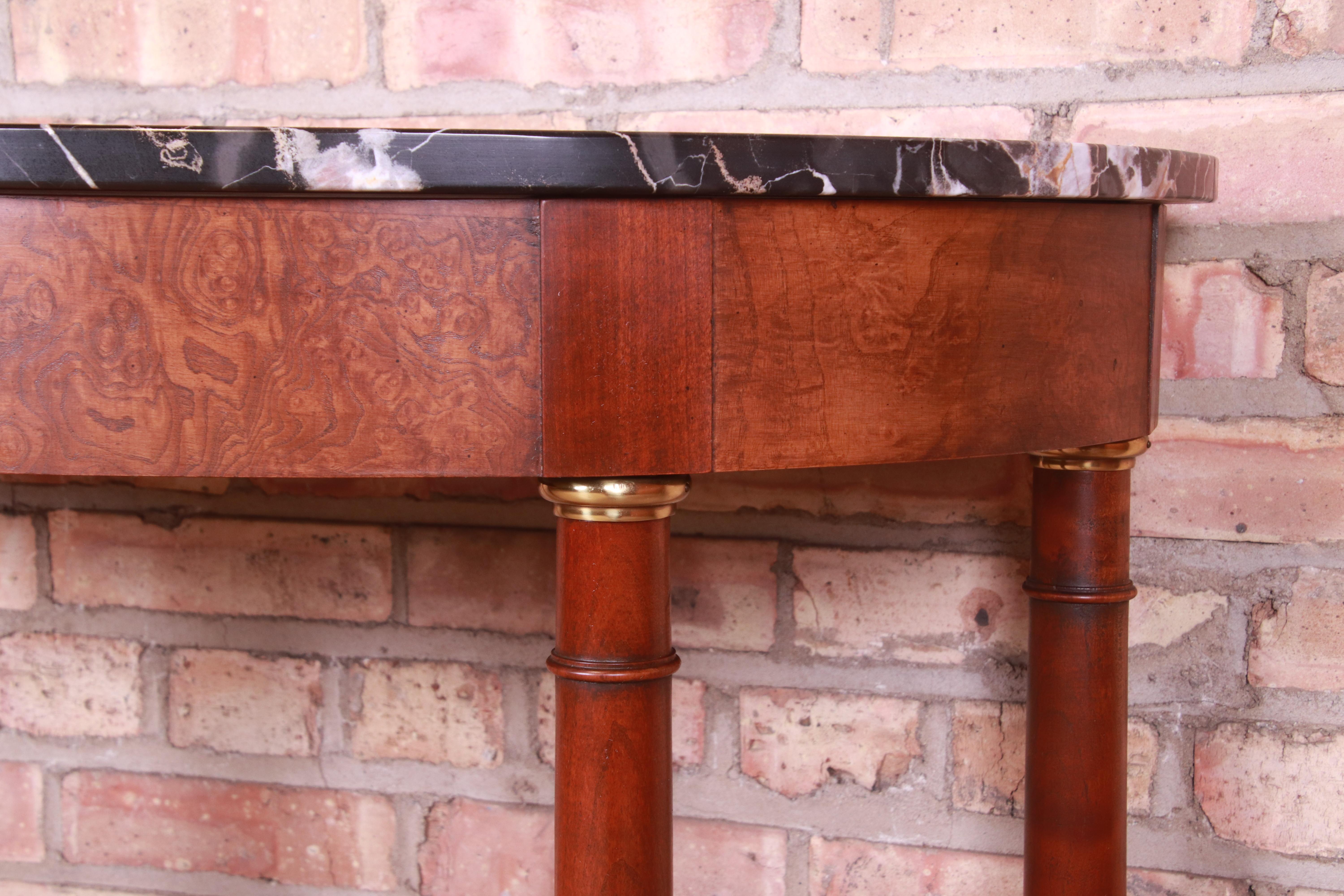 Table console demi-lune Empire en bois de broussin avec plateau en marbre de Baker Furniture en vente 3