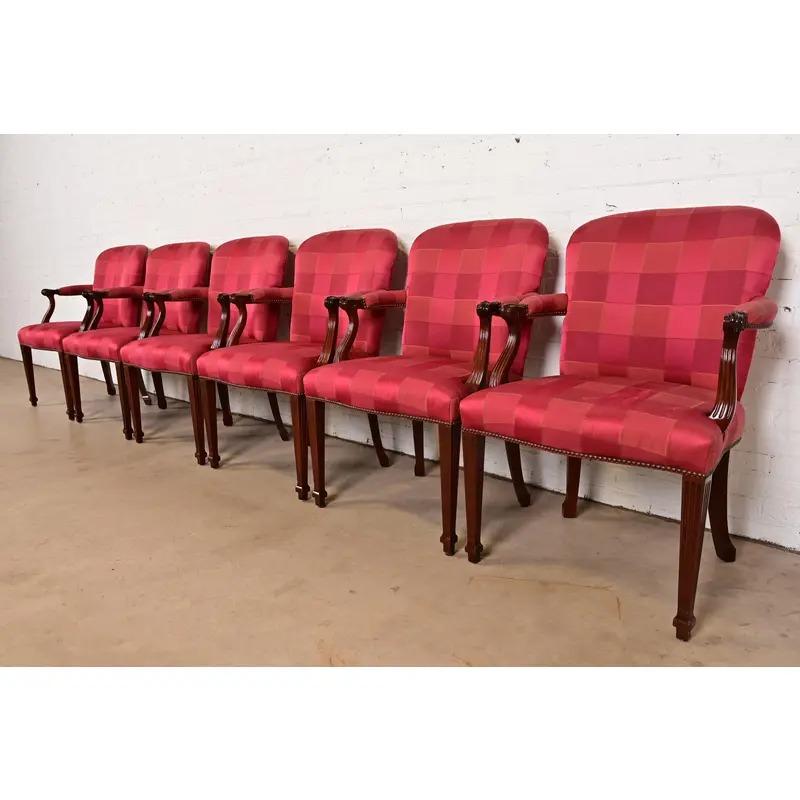 Juego de seis sillas de comedor tapizadas Regencia Inglesa de Baker Furniture en Bueno estado para la venta en South Bend, IN