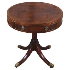 Table centrale à tambour en acajou de style Sheraton George III de 26 pouces, Baker Furniture