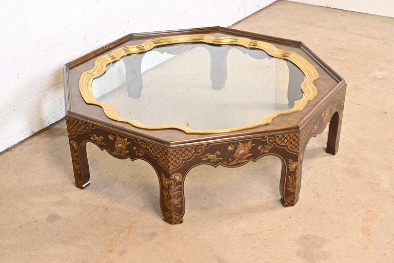 Mid-20th Century Baker Furniture Far East Collection Hollywood Regency Chinoiserie Cocktail Table For Sale