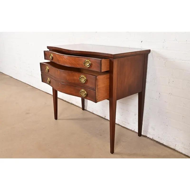Baker Furniture Federal Mahogany Serpentine Front Buffet Server, Circa 1920 For Sale 2