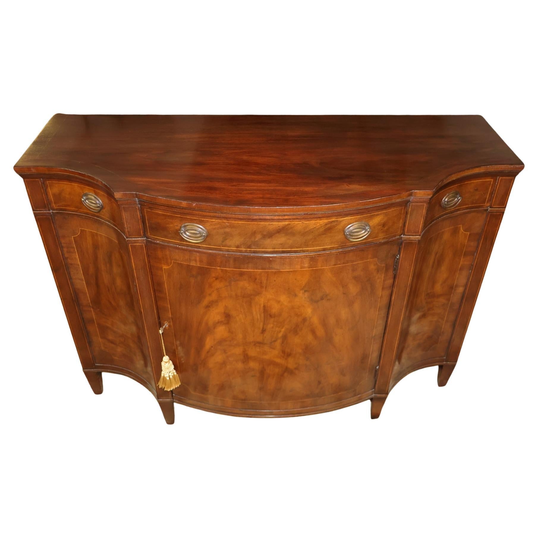 Baker Möbel Federal Regency Stil Mahagoni Sideboard Buffet Server im Angebot
