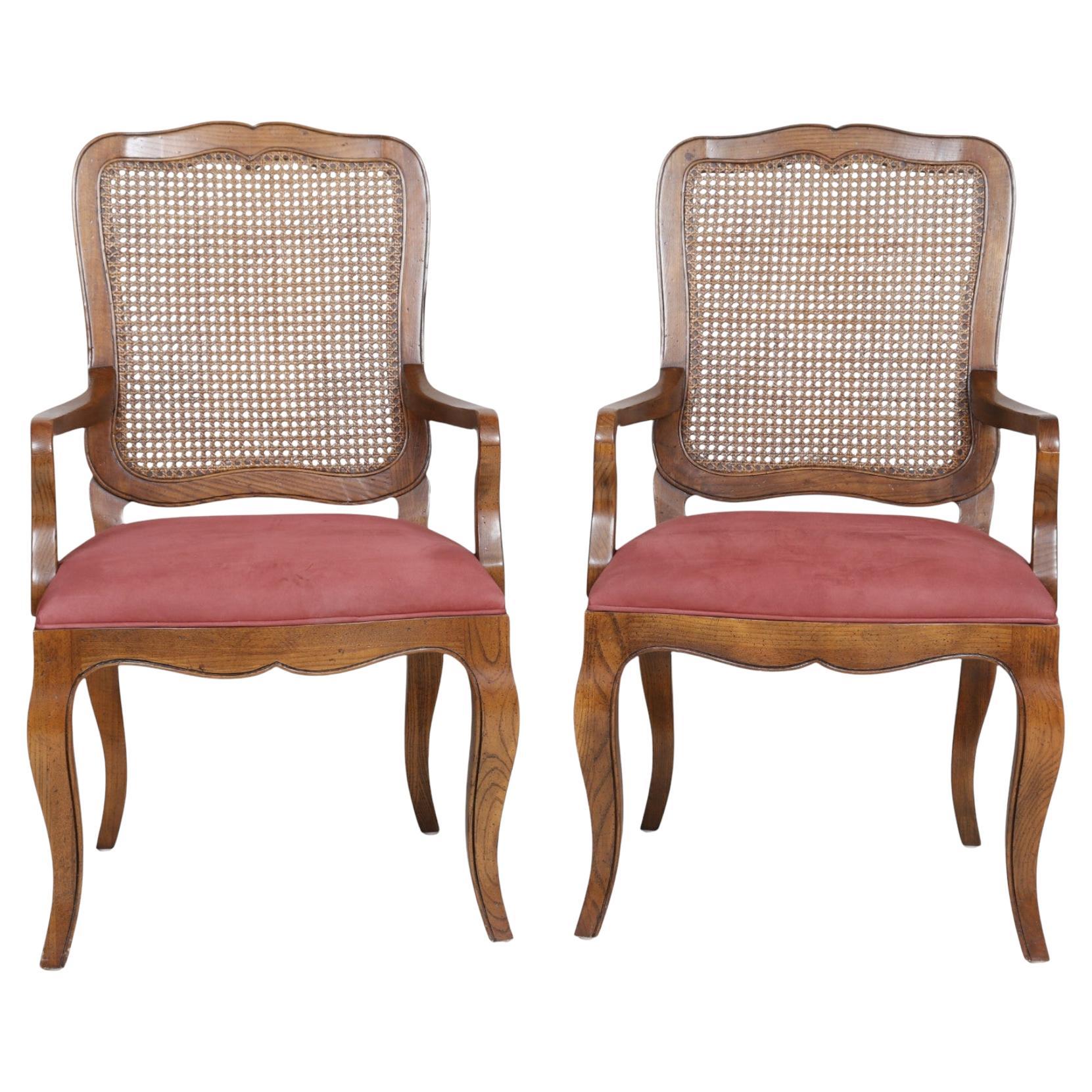 Baker Furniture French Country Armchairs, a Pair en venta