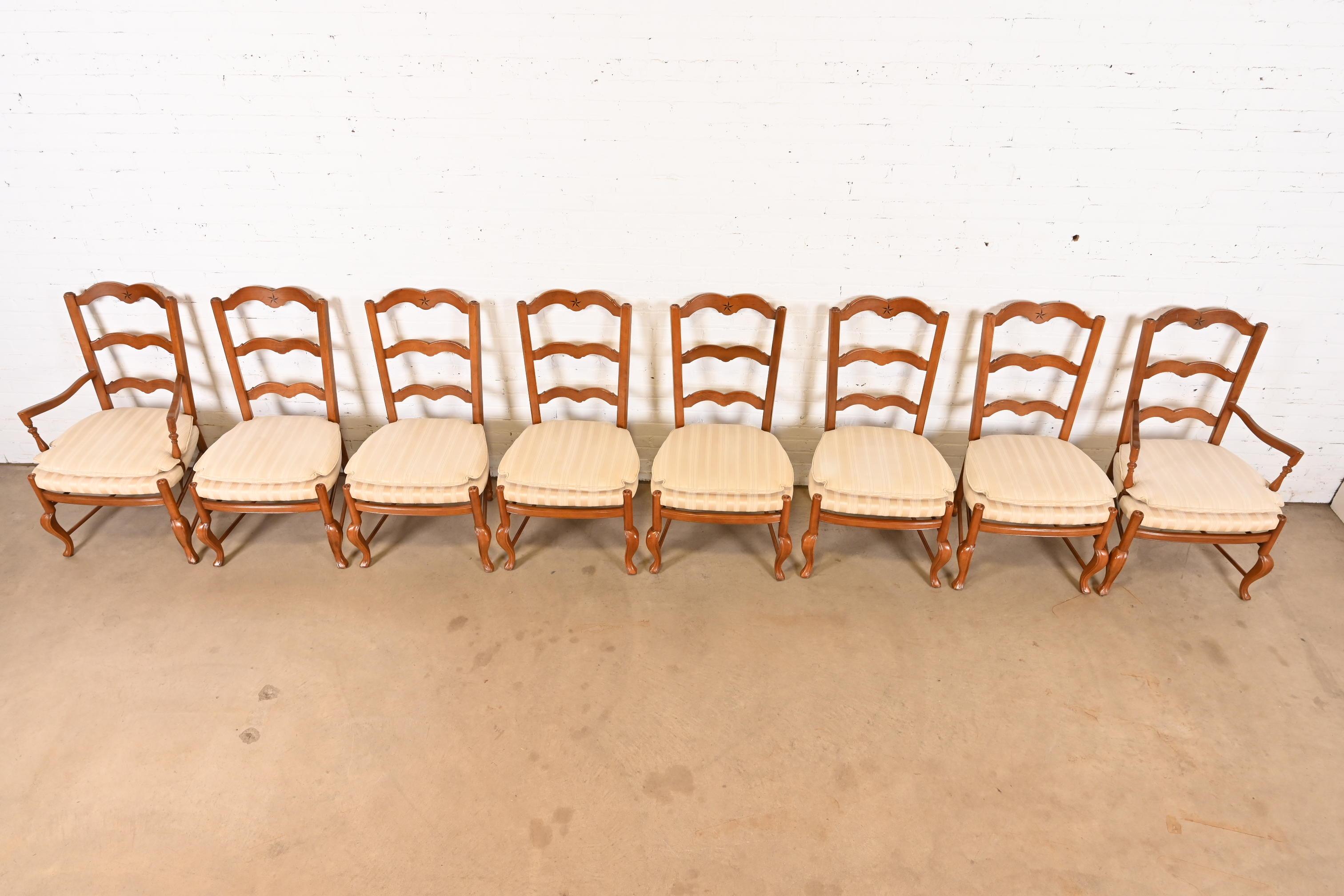 Baker Furniture French Country Carved Solid Walnut Dining Chairs, Set of Eight In Good Condition For Sale In South Bend, IN