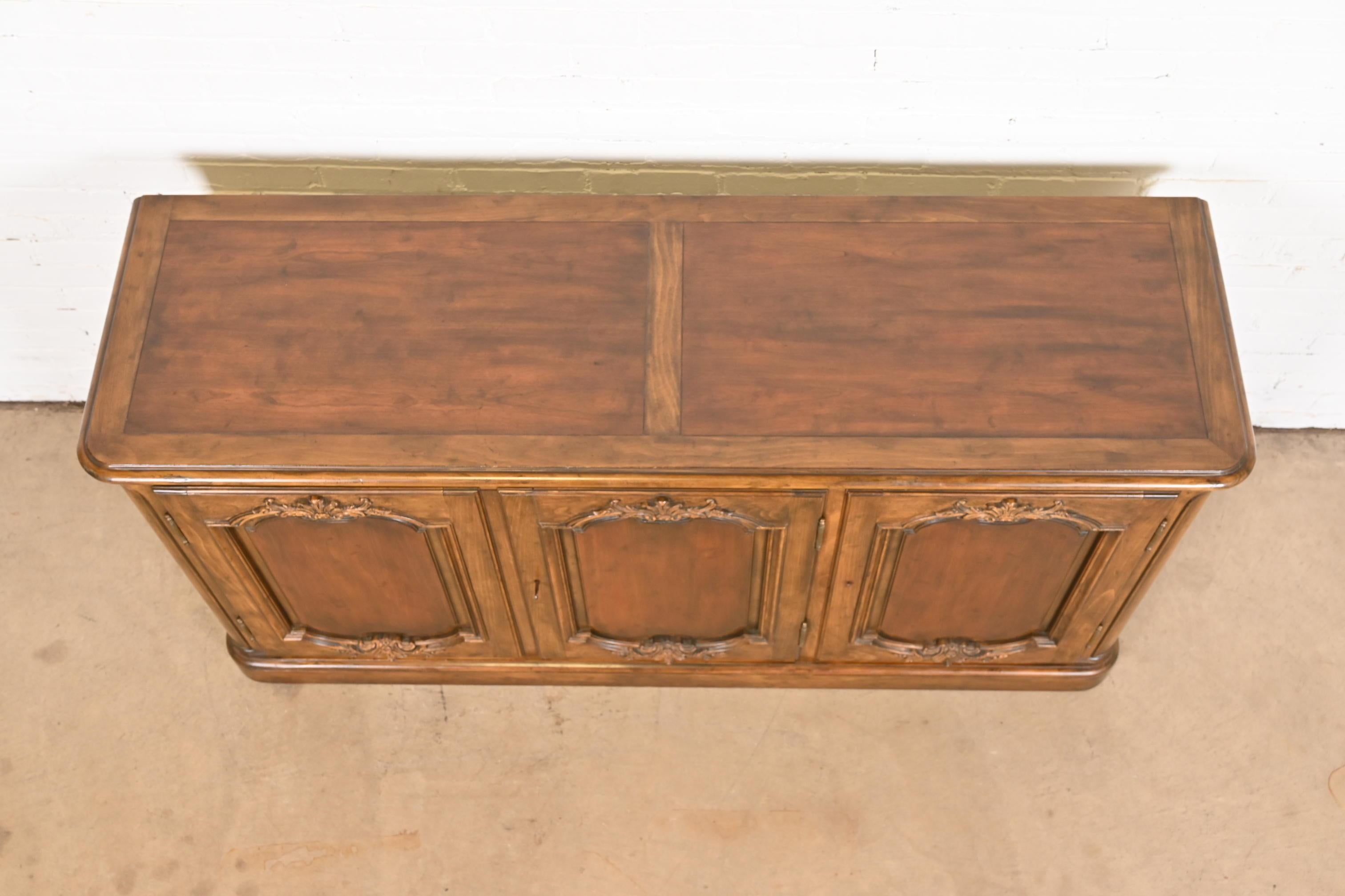 Baker Furniture French Country Carved Walnut Sideboard or Bar Cabinet, 1960s For Sale 7