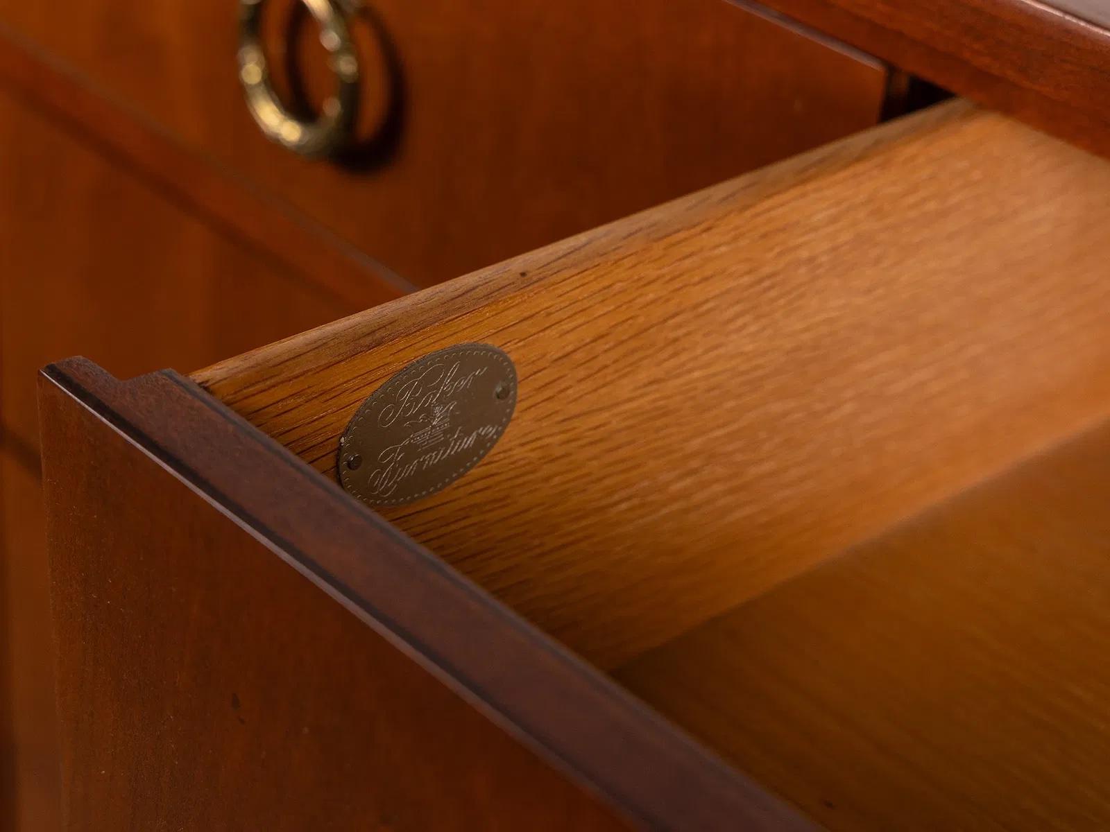 Baker Möbel Französisch Empire Furniture Kirsche & Wurzelholz 9-Schublade Kommode (Moderne der Mitte des Jahrhunderts) im Angebot