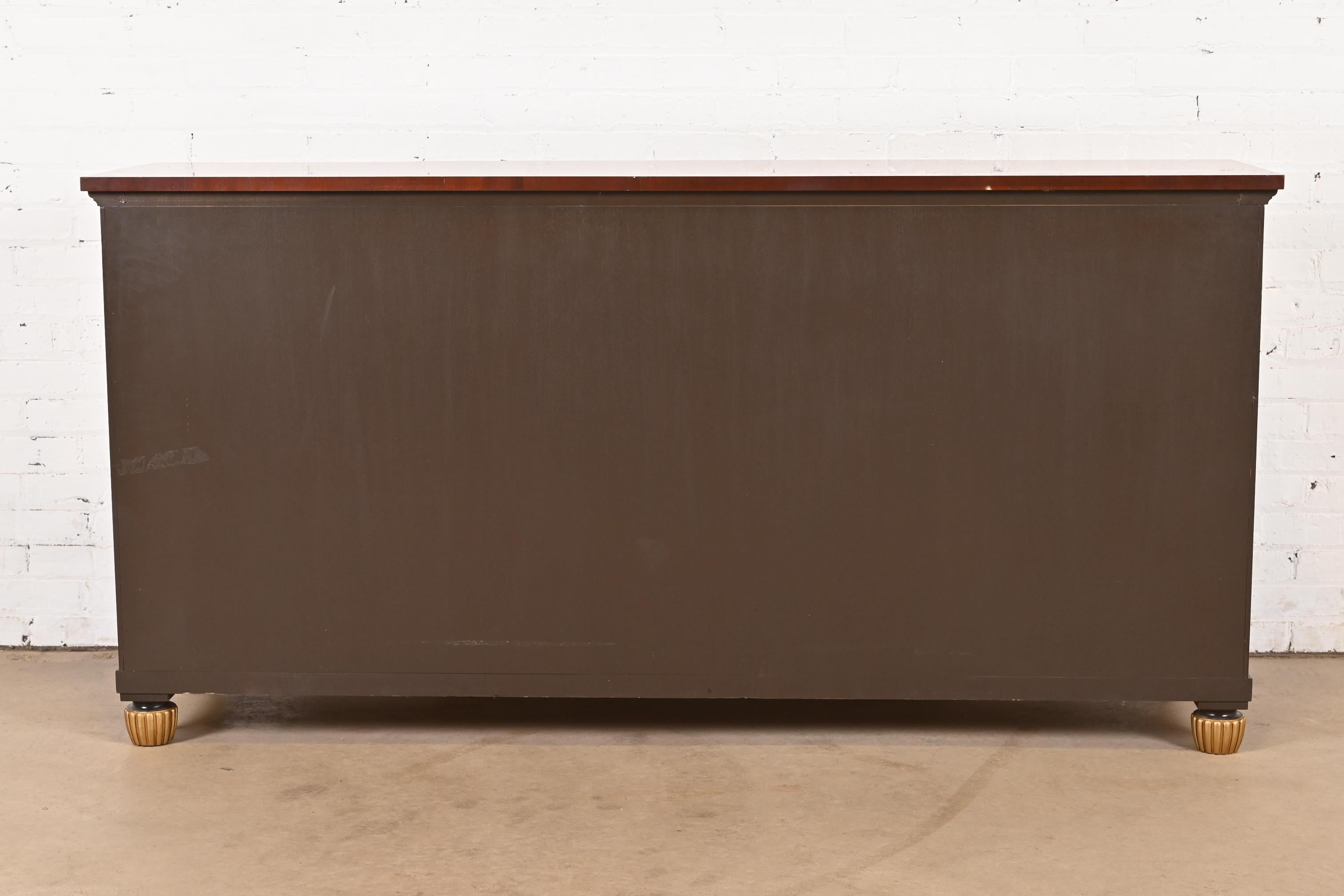 Baker Furniture - Credenza o mobile bar in mogano a fiamma francese Empire Furniture in vendita 5