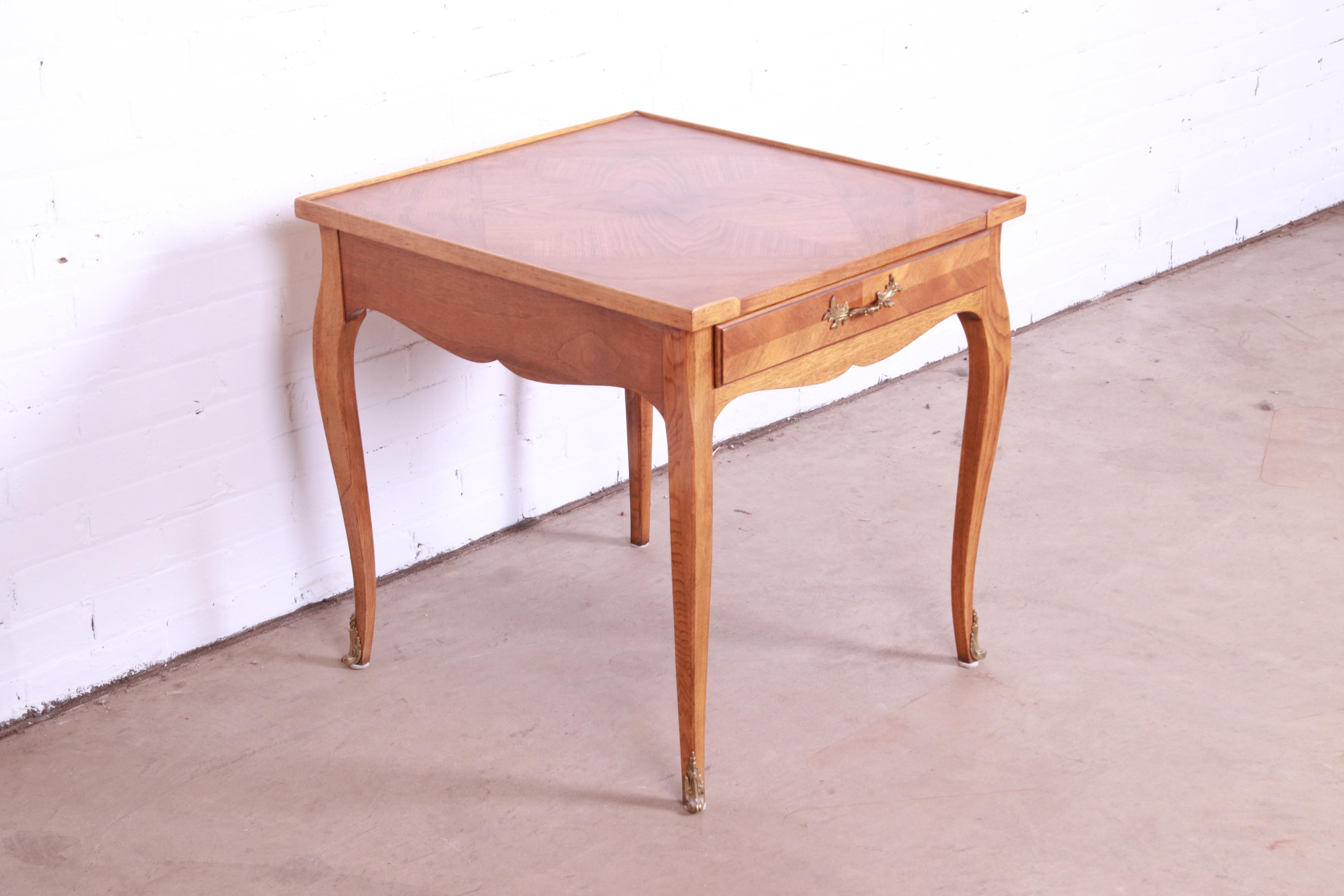 Brass Baker Furniture French Louis XV Walnut Tea Table or Occasional Side Table For Sale