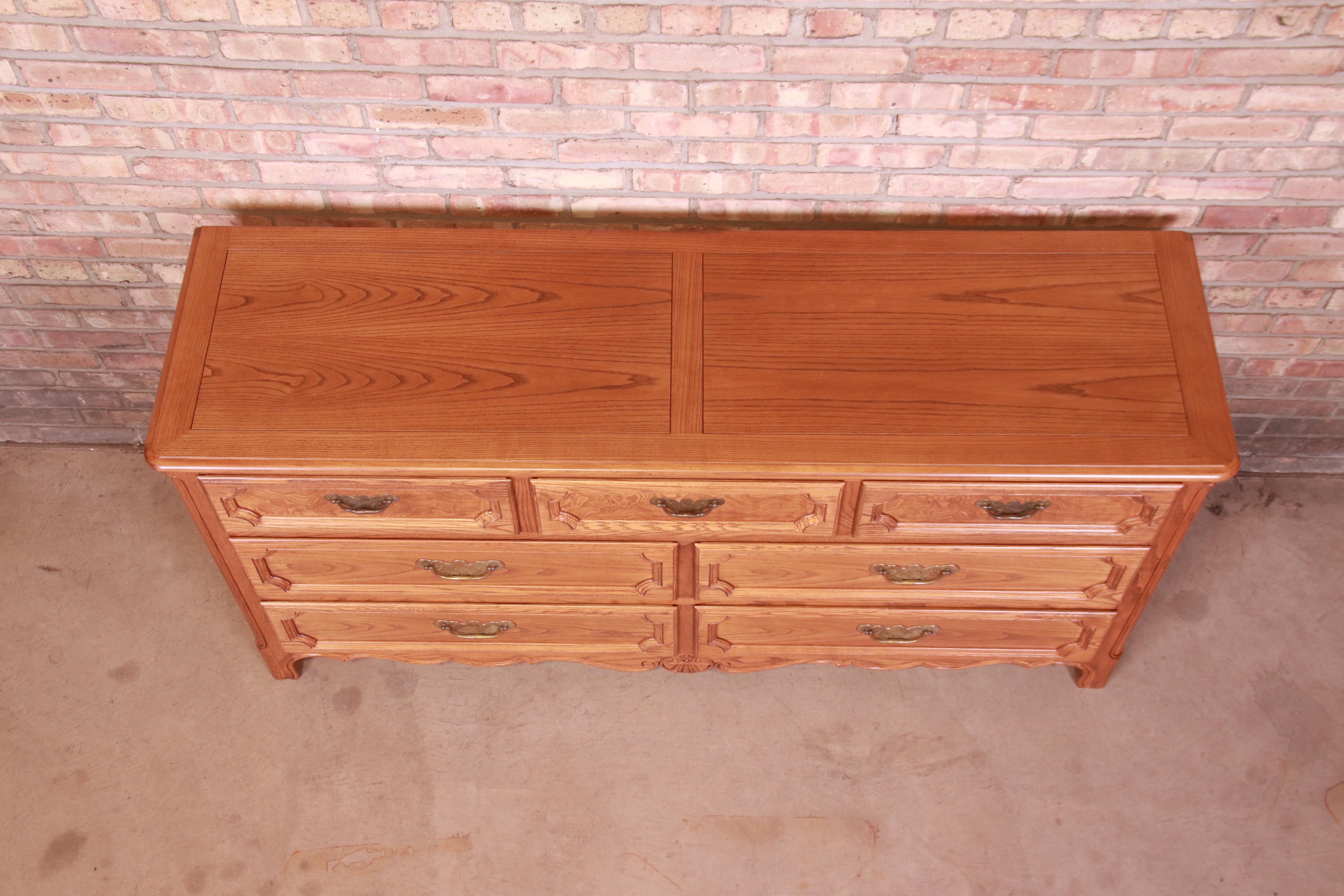 Baker Furniture French Provincial Carved Oak and Burl Wood Dresser, Refinished For Sale 6