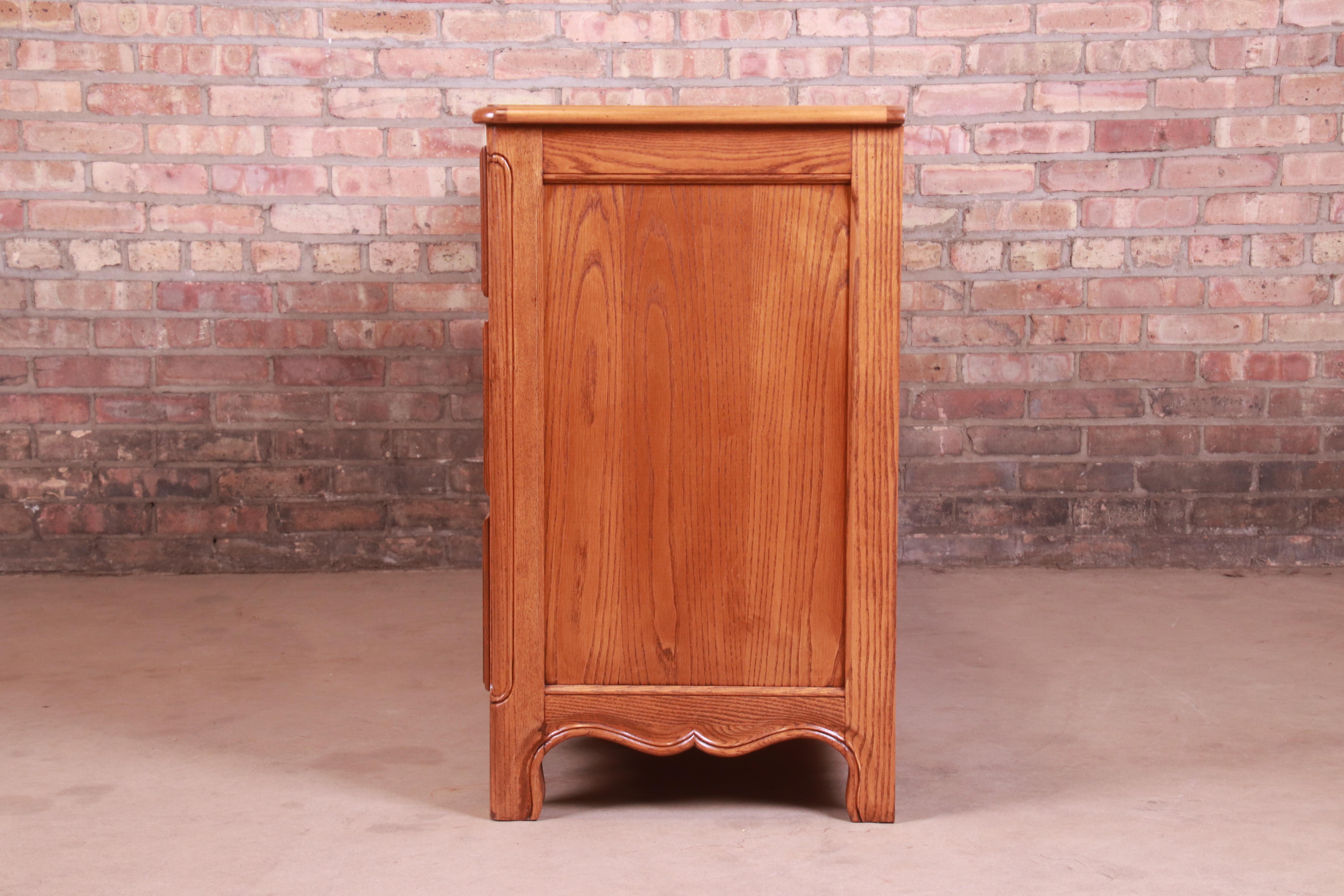 Baker Furniture French Provincial Carved Oak and Burl Wood Dresser, Refinished For Sale 8