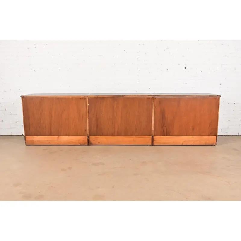 Baker Furniture French Provincial Ebonized Sideboard Credenza, Circa 1960s For Sale 4