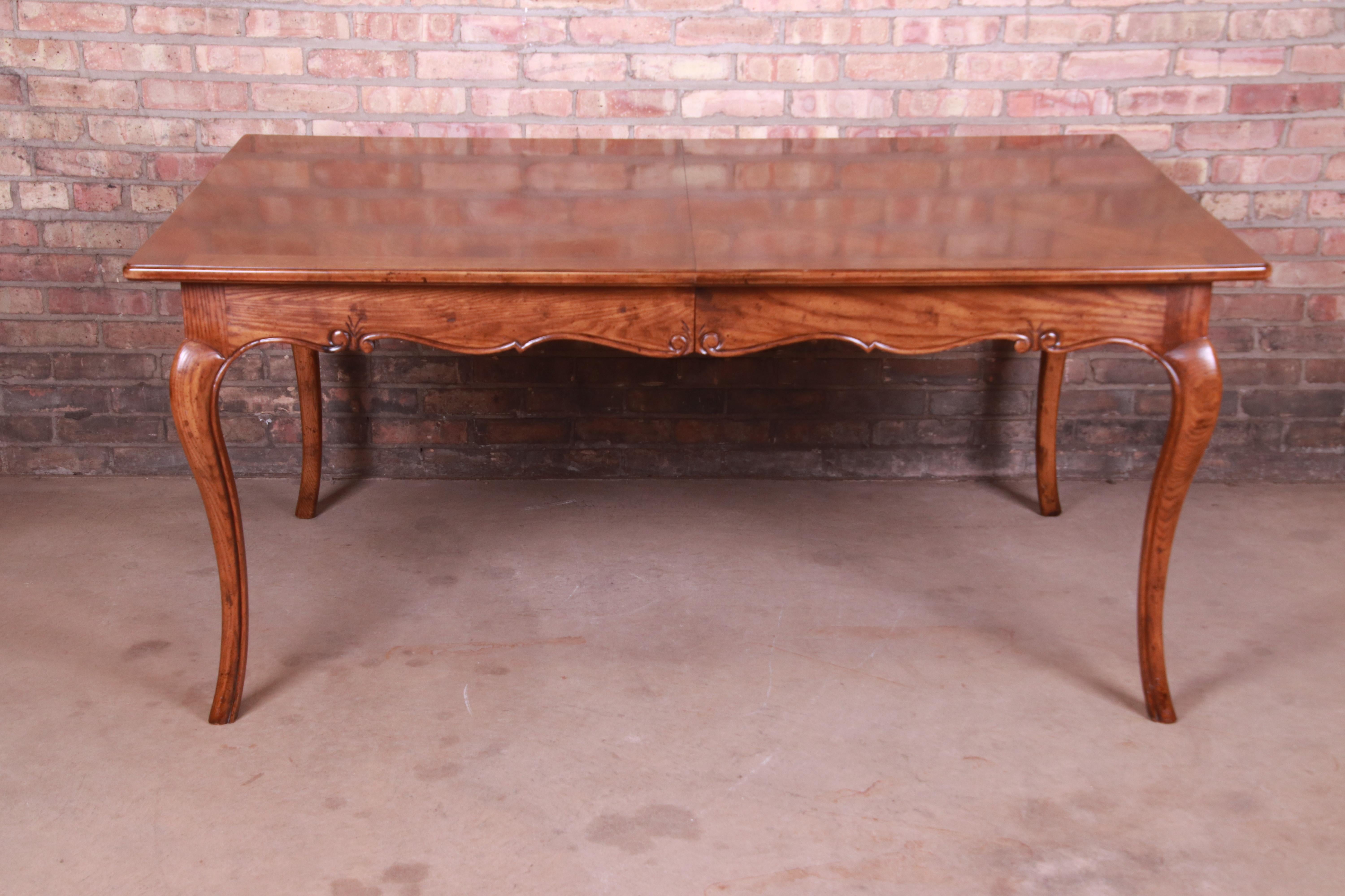 Baker Furniture French Provincial Louis XV Carved Oak Extension Dining Table 8