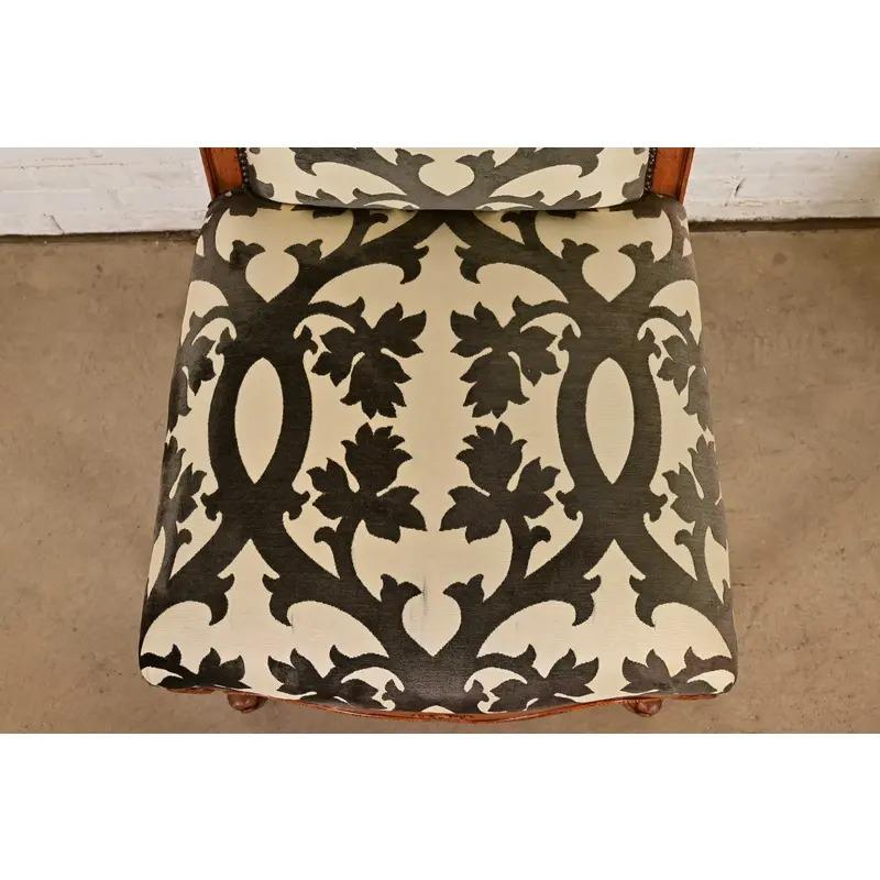 Baker Furniture French Provincial Louis XV Carved Walnut Dining Chairs, Pair For Sale 2