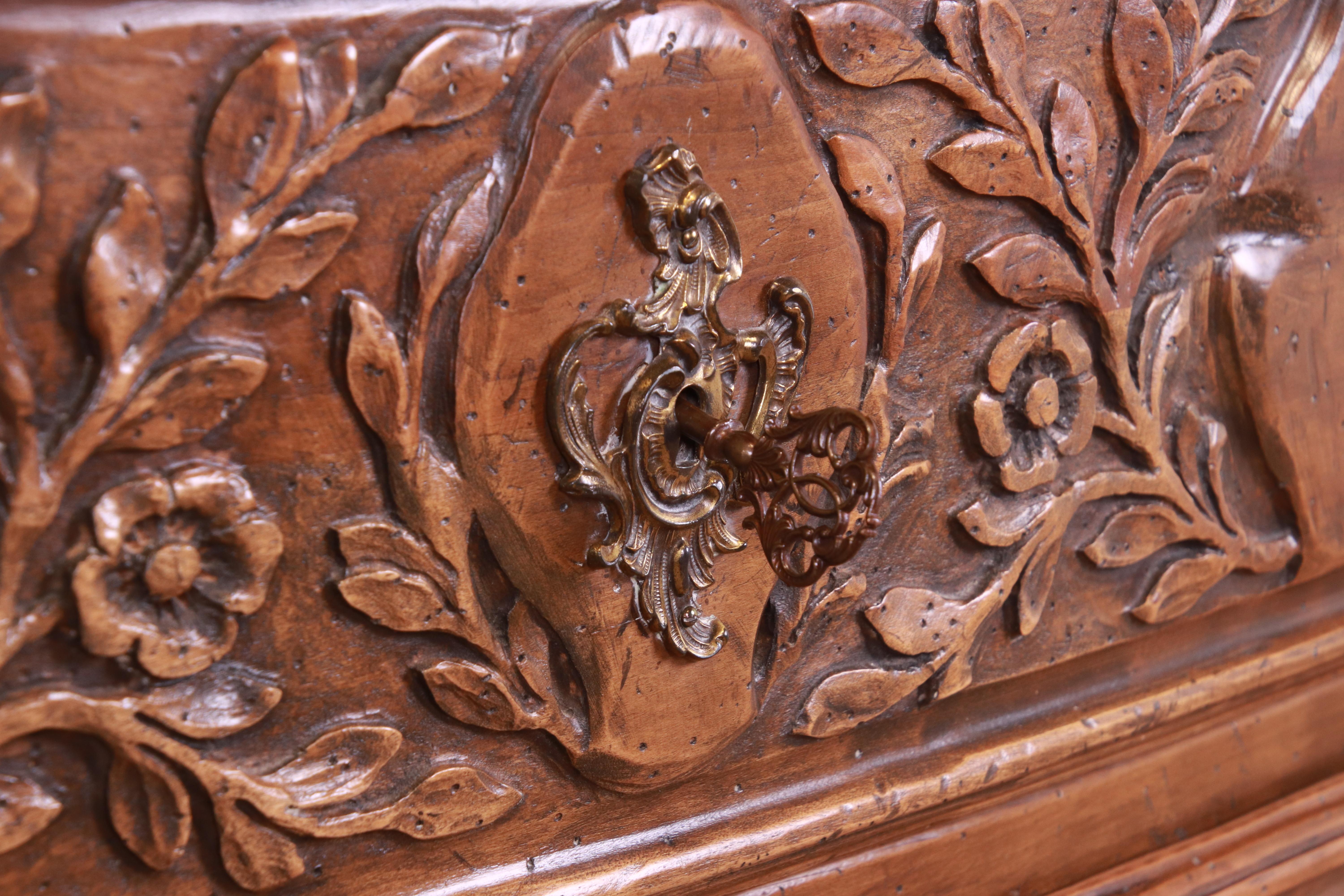 Baker Furniture French Provincial Louis XV Carved Walnut Dresser Chest 5