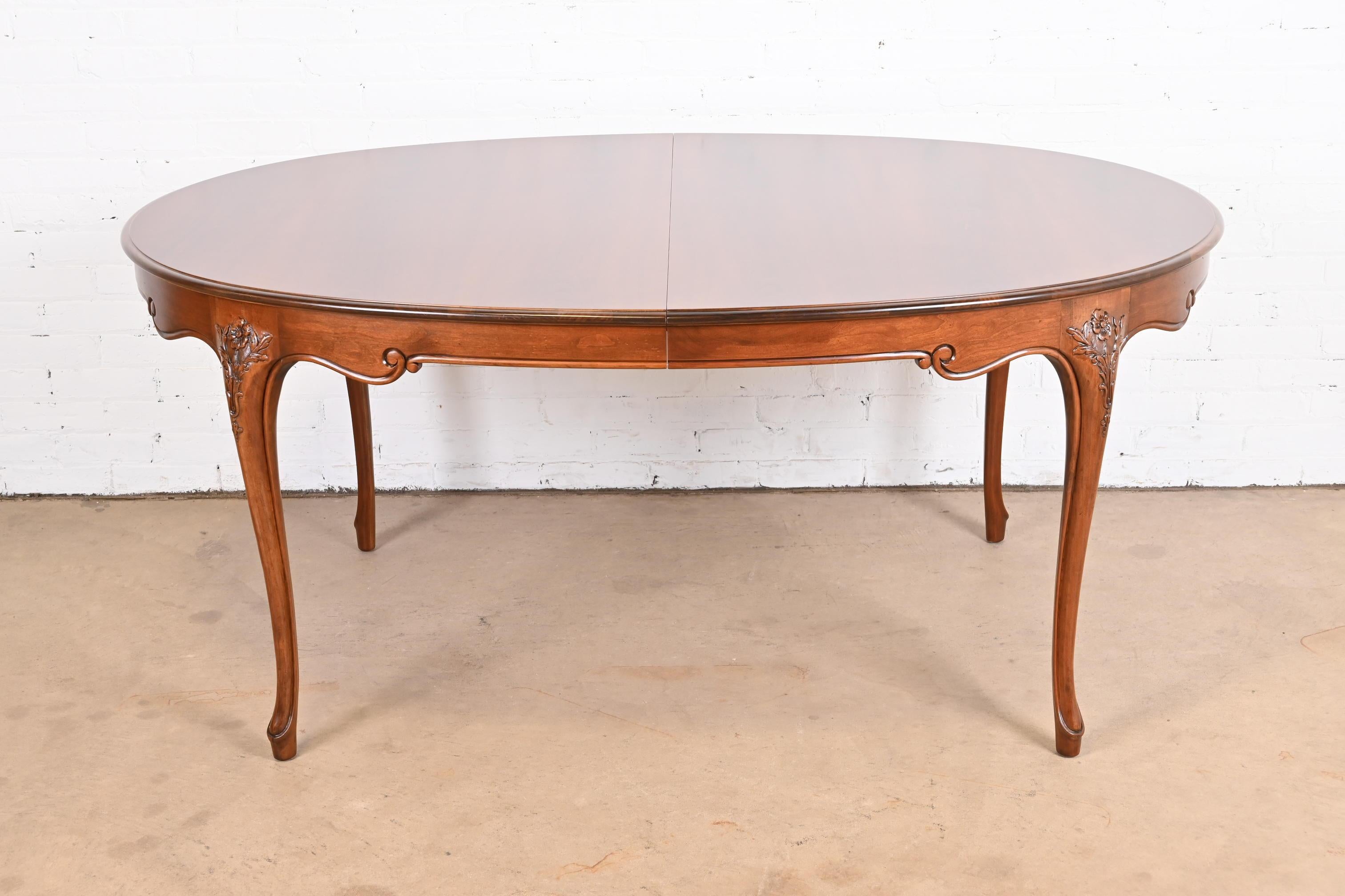 Baker Furniture French Provincial Louis XV Cherry Wood Dining Table, Refinished 5