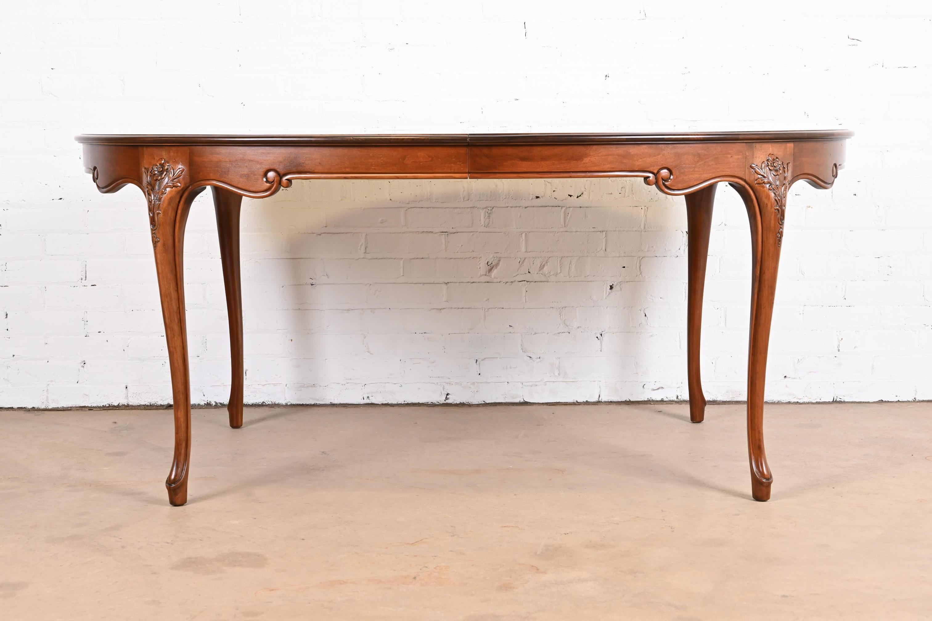 Baker Furniture French Provincial Louis XV Cherry Wood Dining Table, Refinished 6