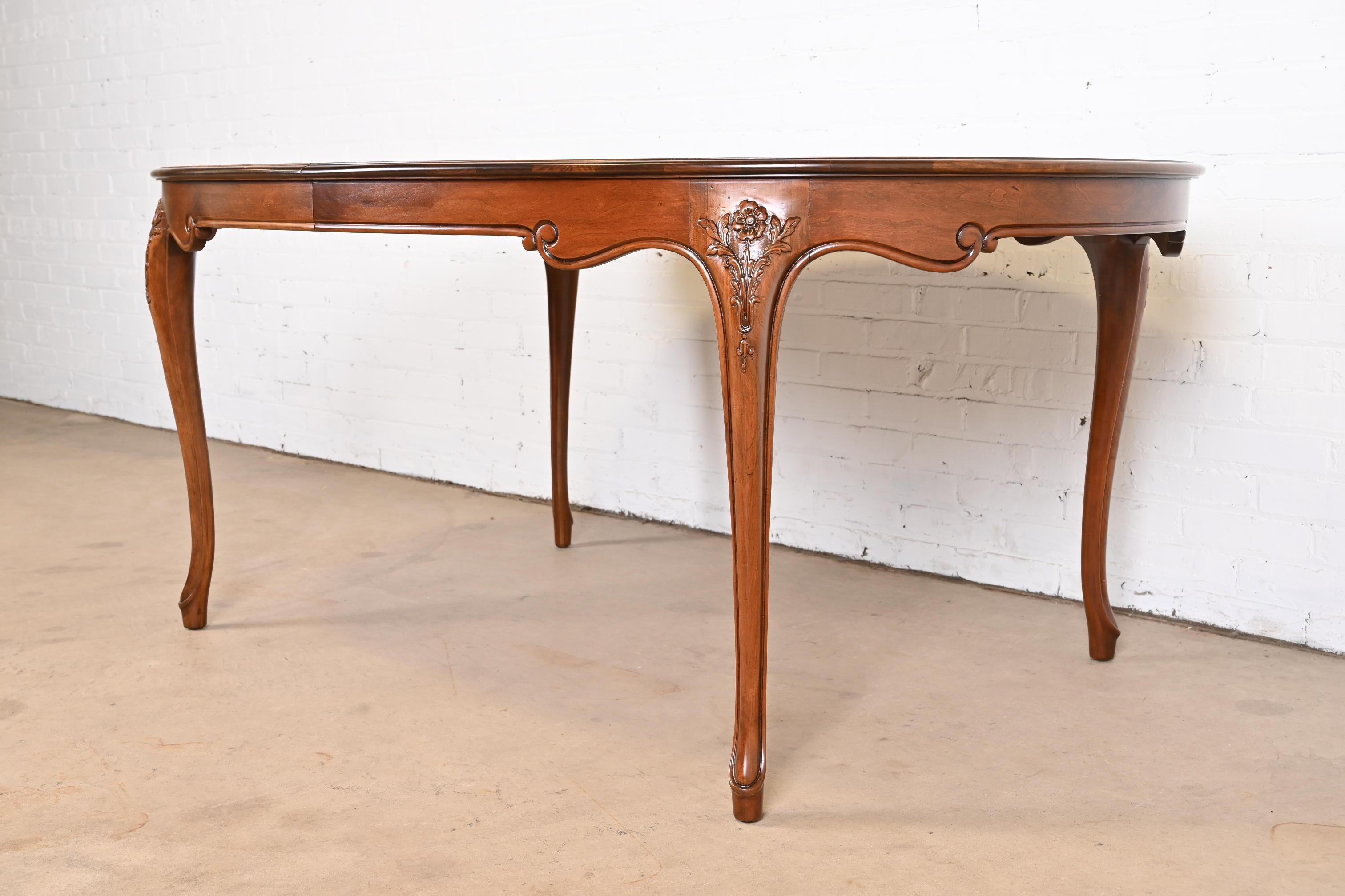 Baker Furniture French Provincial Louis XV Cherry Wood Dining Table, Refinished 7