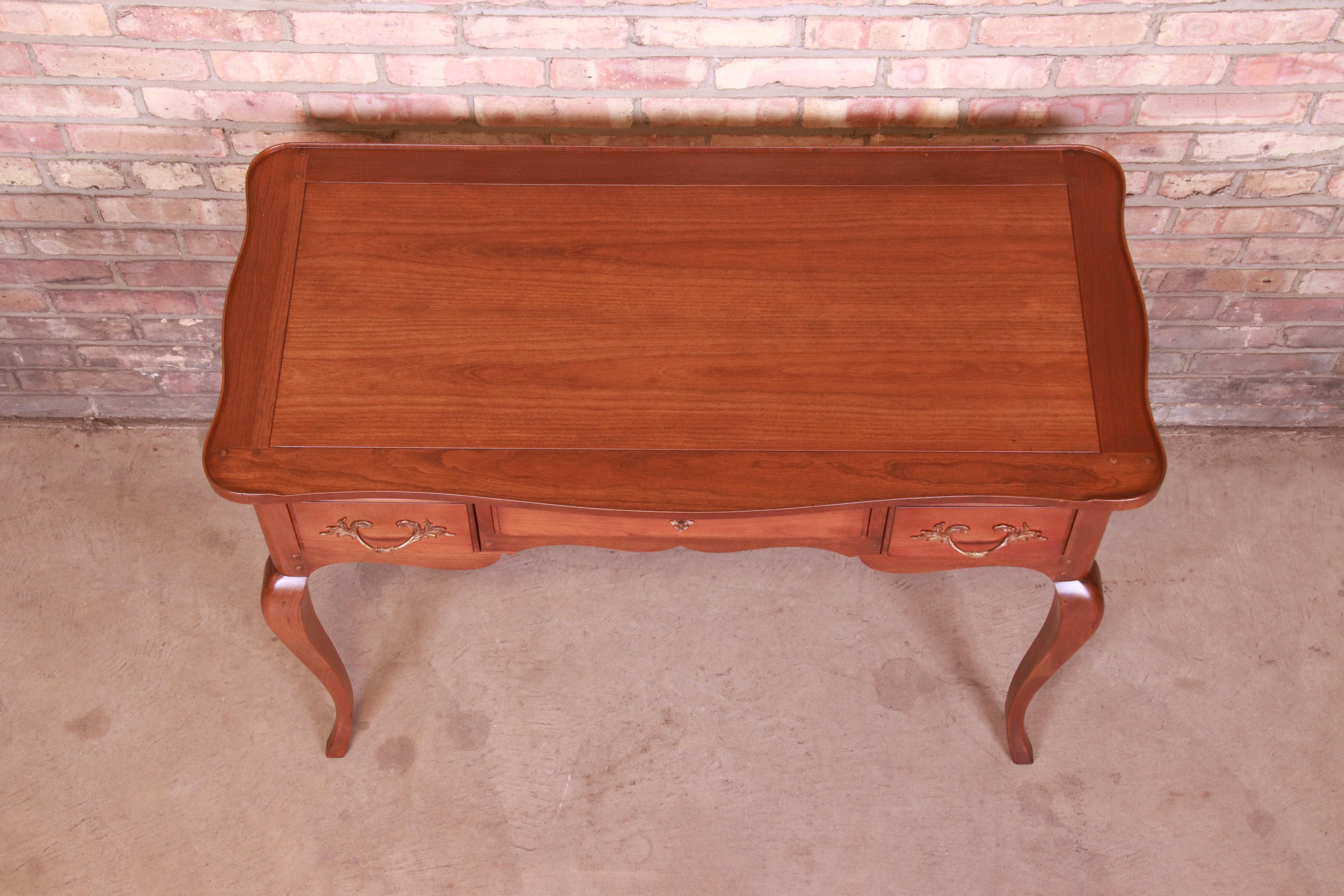 Baker Furniture French Provincial Louis XV Cherry Wood Writing Desk, Refinished In Good Condition In South Bend, IN