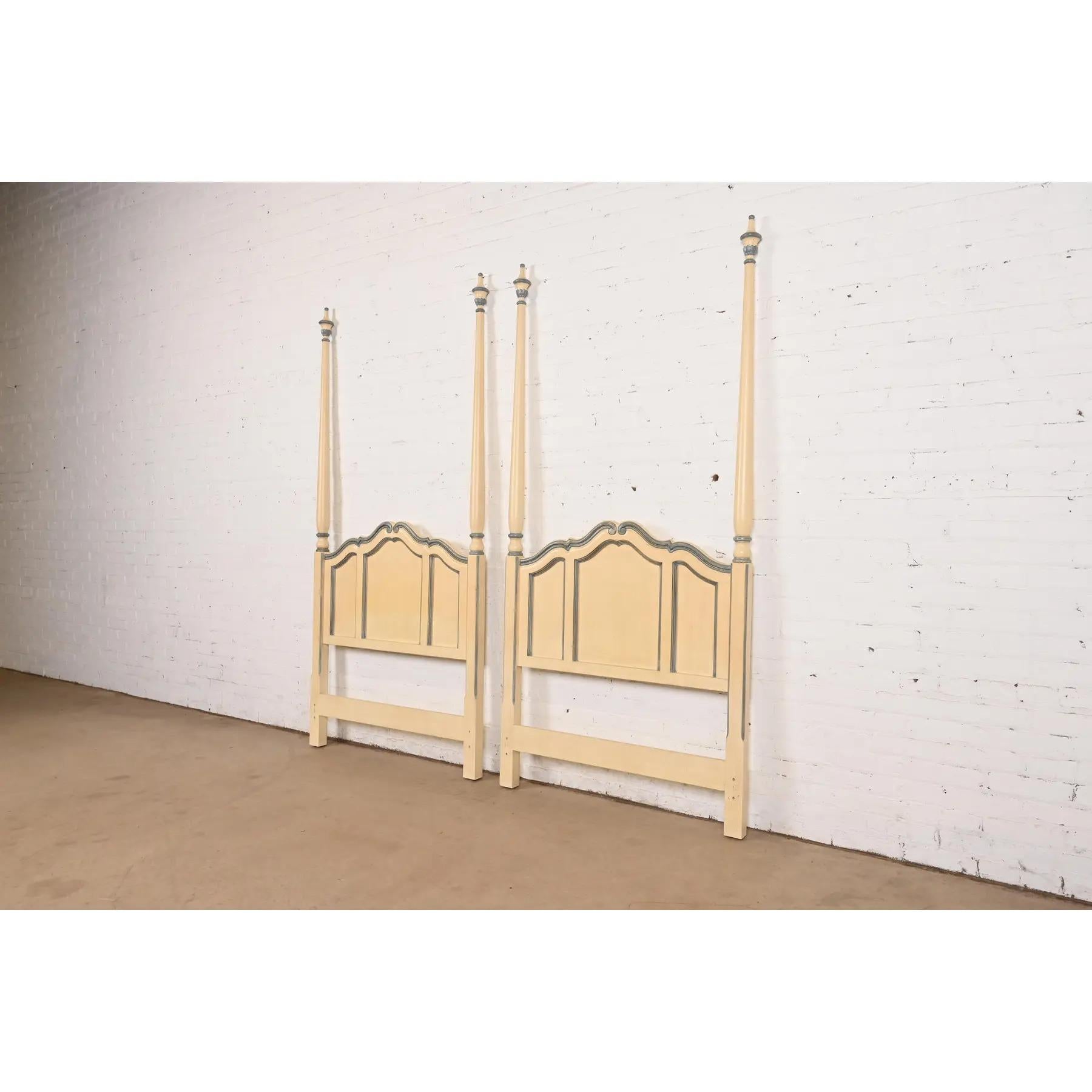 Baker Furniture French Provincial Louis XV Cream Lacquered Twin Size Headboards In Good Condition For Sale In South Bend, IN