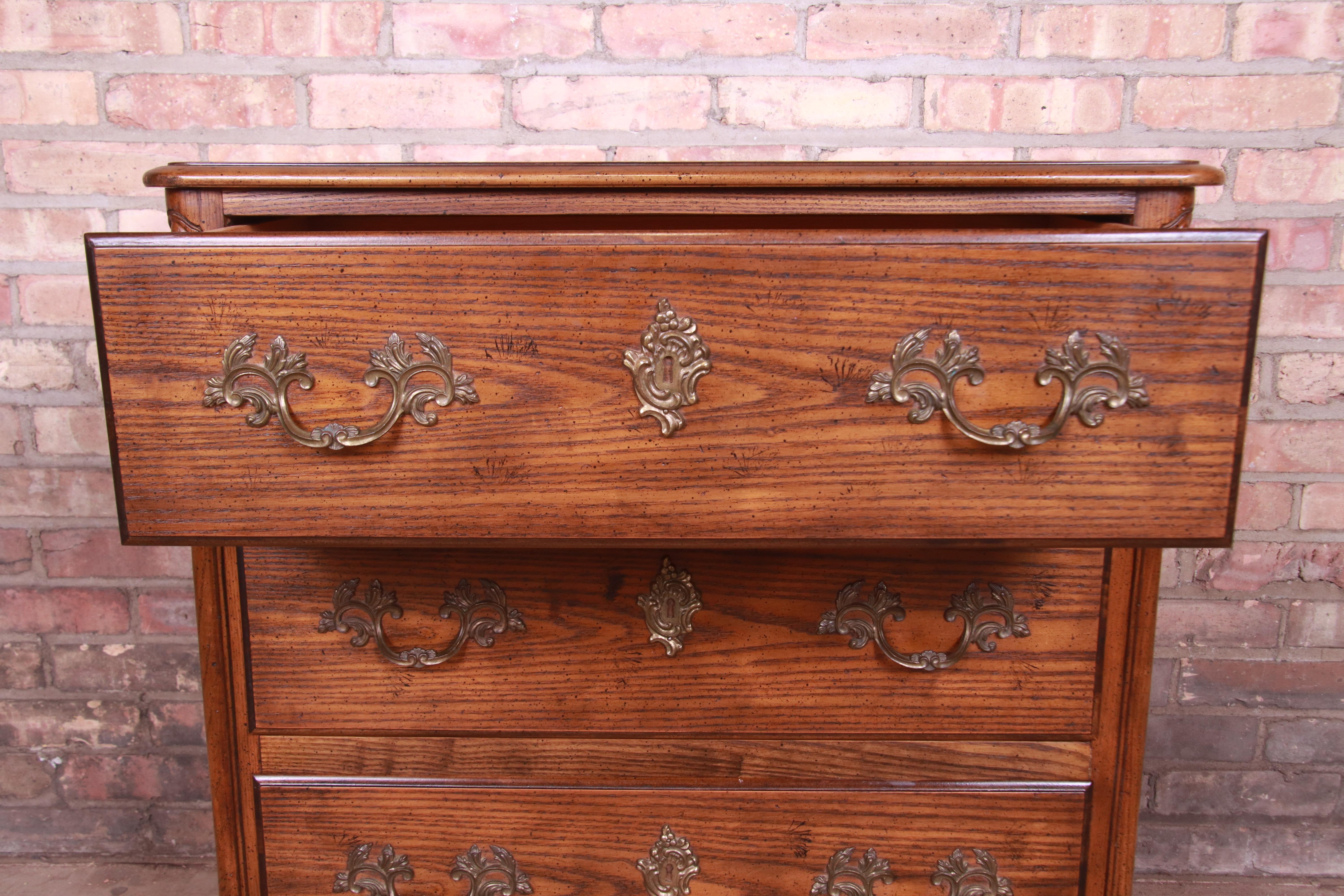 Baker Furniture French Provincial Louis XV Oak and Burl Wood Chest of Drawers For Sale 2