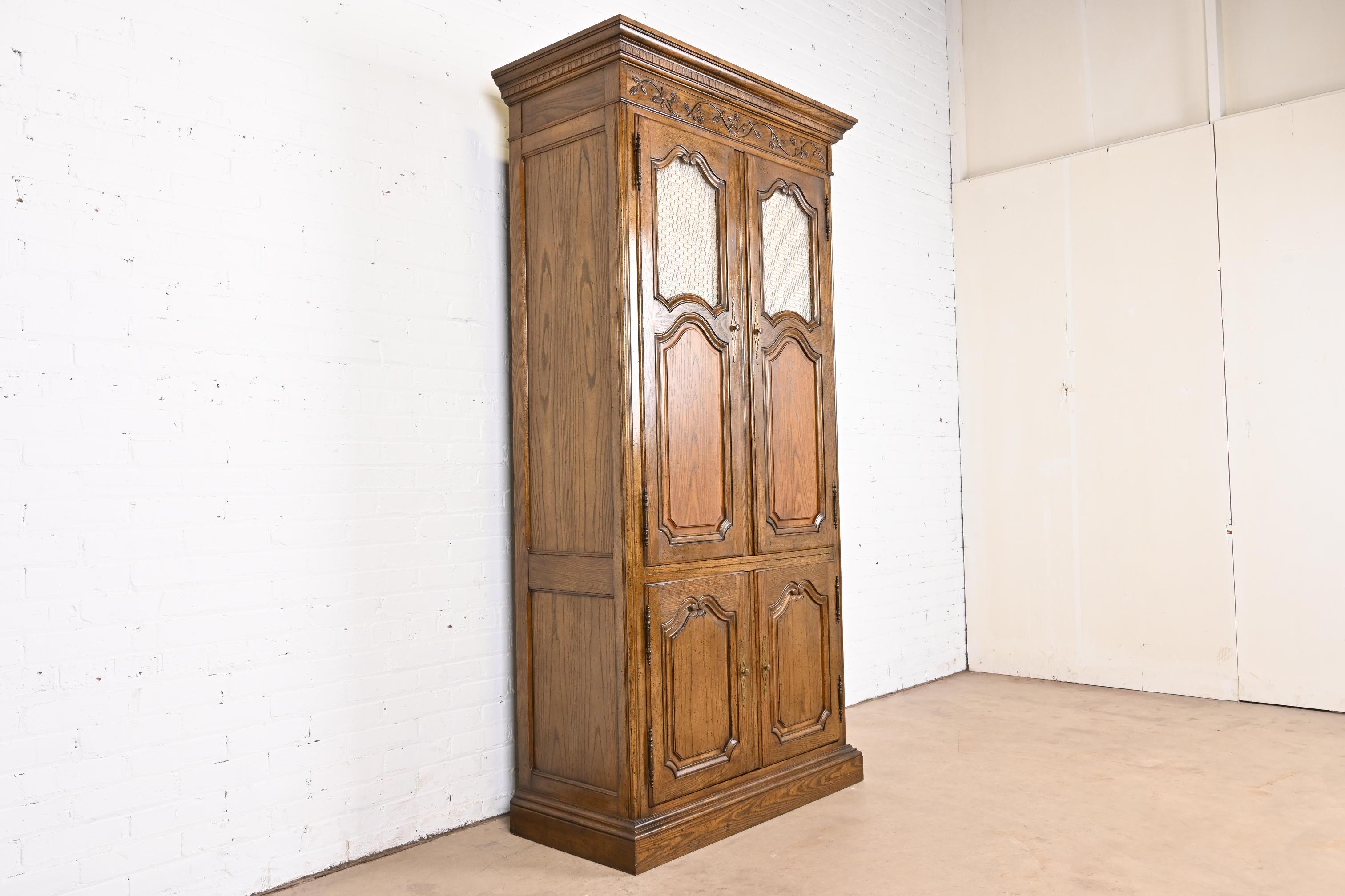 Baker Furniture French Provincial Louis XV Oak Armoire Dresser or Linen Press In Good Condition For Sale In South Bend, IN