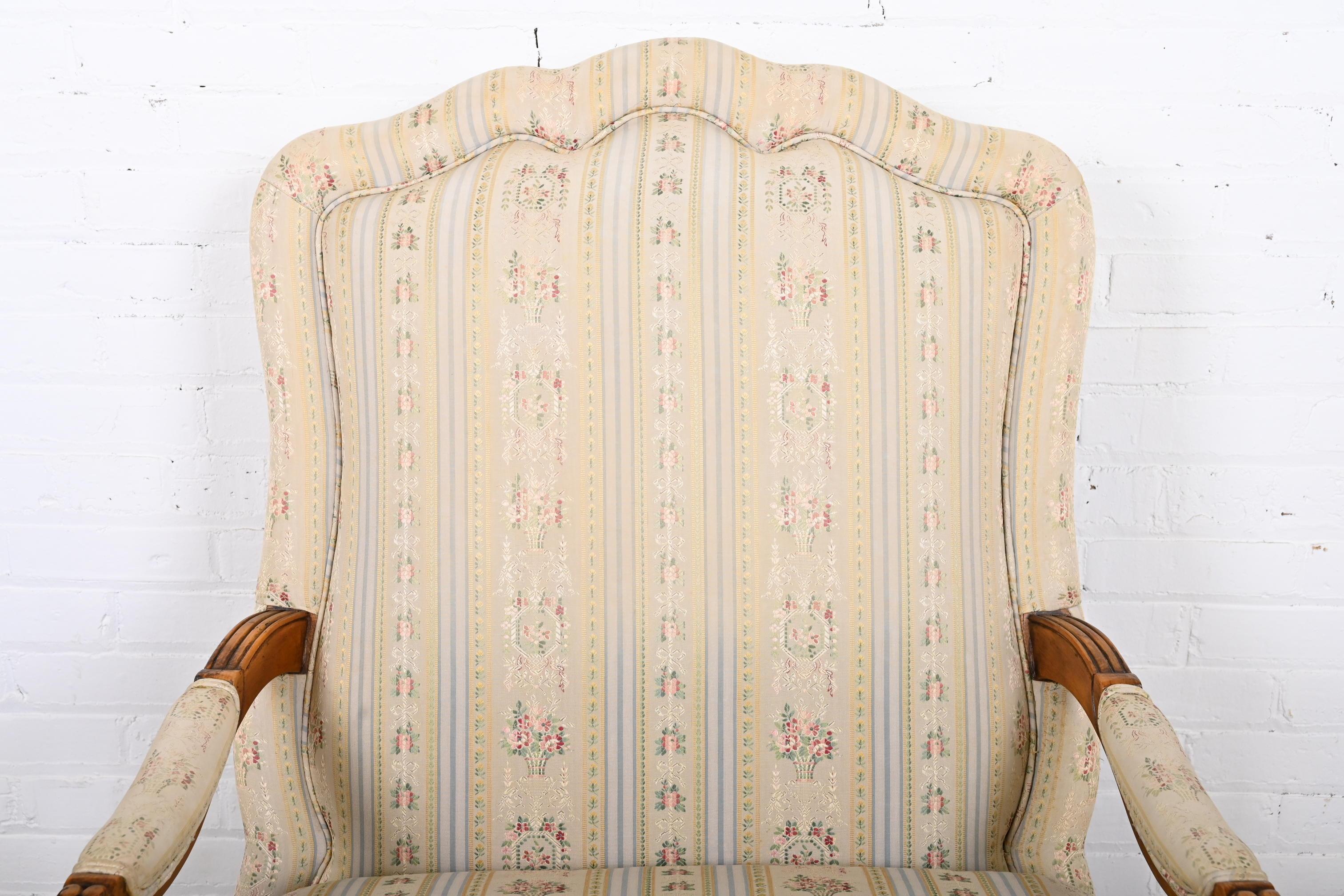 Baker Furniture French Provincial Louis XV Oversized Fauteuil and Ottoman For Sale 7