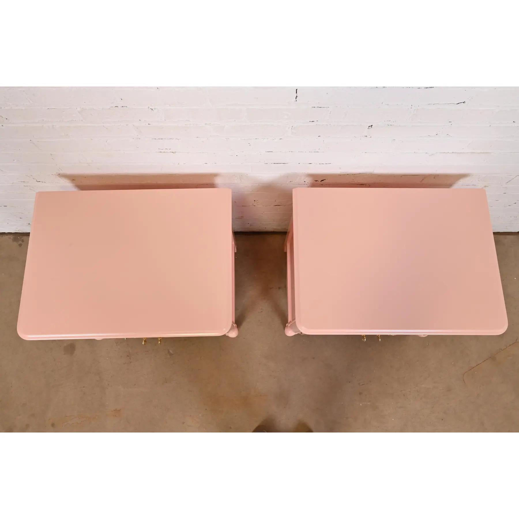 Baker Furniture French Provincial Louis XV Pink Lacquered Nightstands For Sale 3