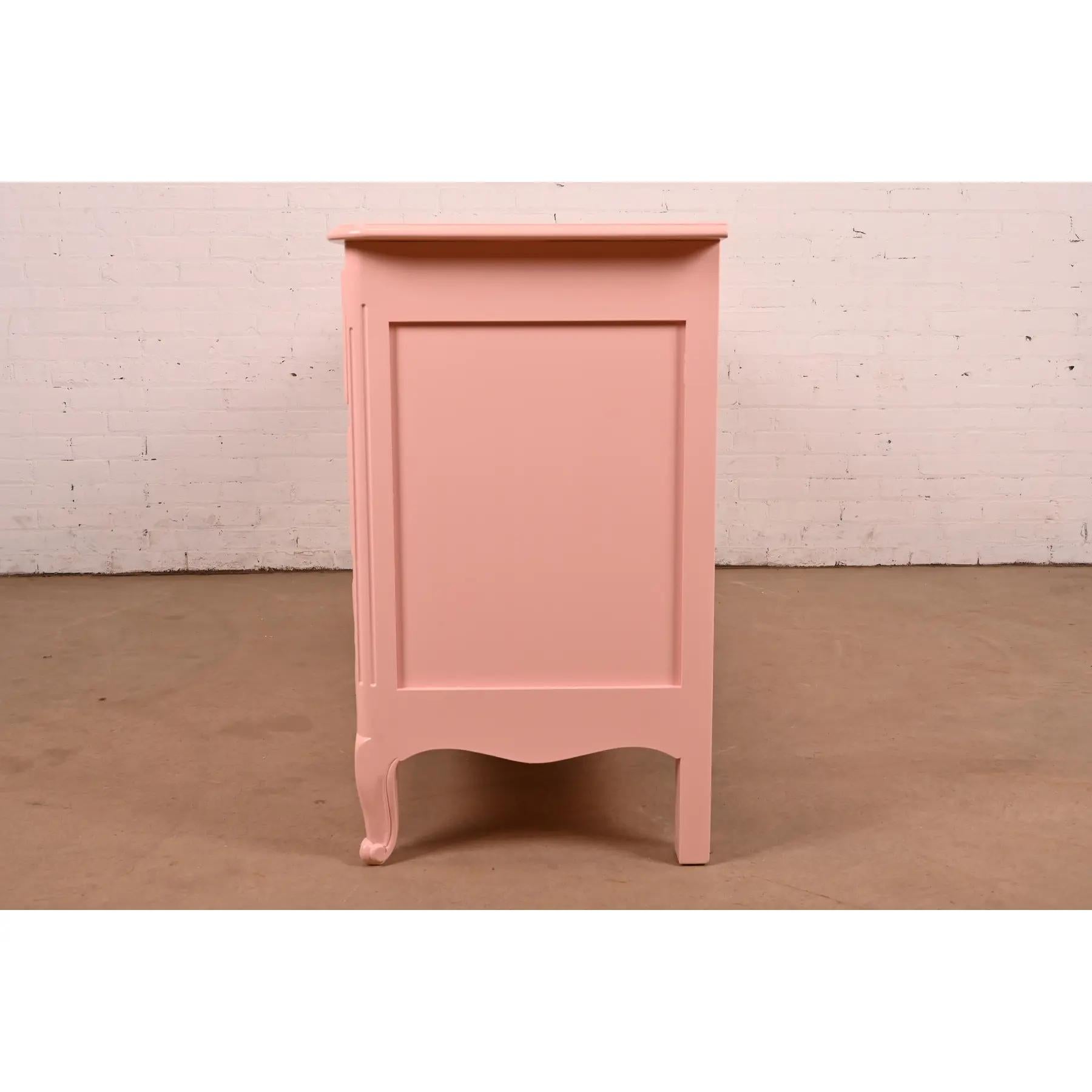 Baker Furniture French Provincial Louis XV Pink Lacquered Nine-Drawer Dresser For Sale 5