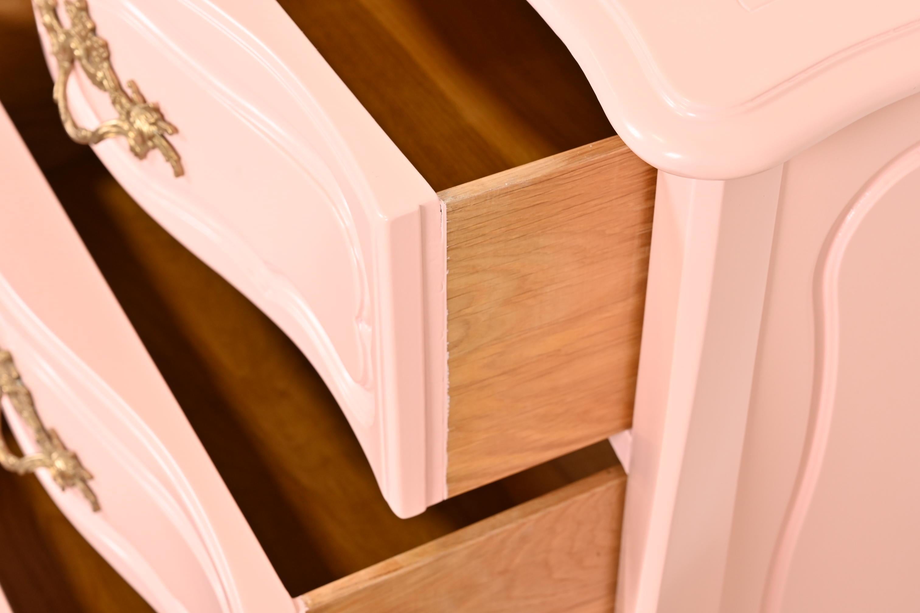 Baker Furniture French Provincial Louis XV Pink Lacquered Triple Dresser For Sale 1