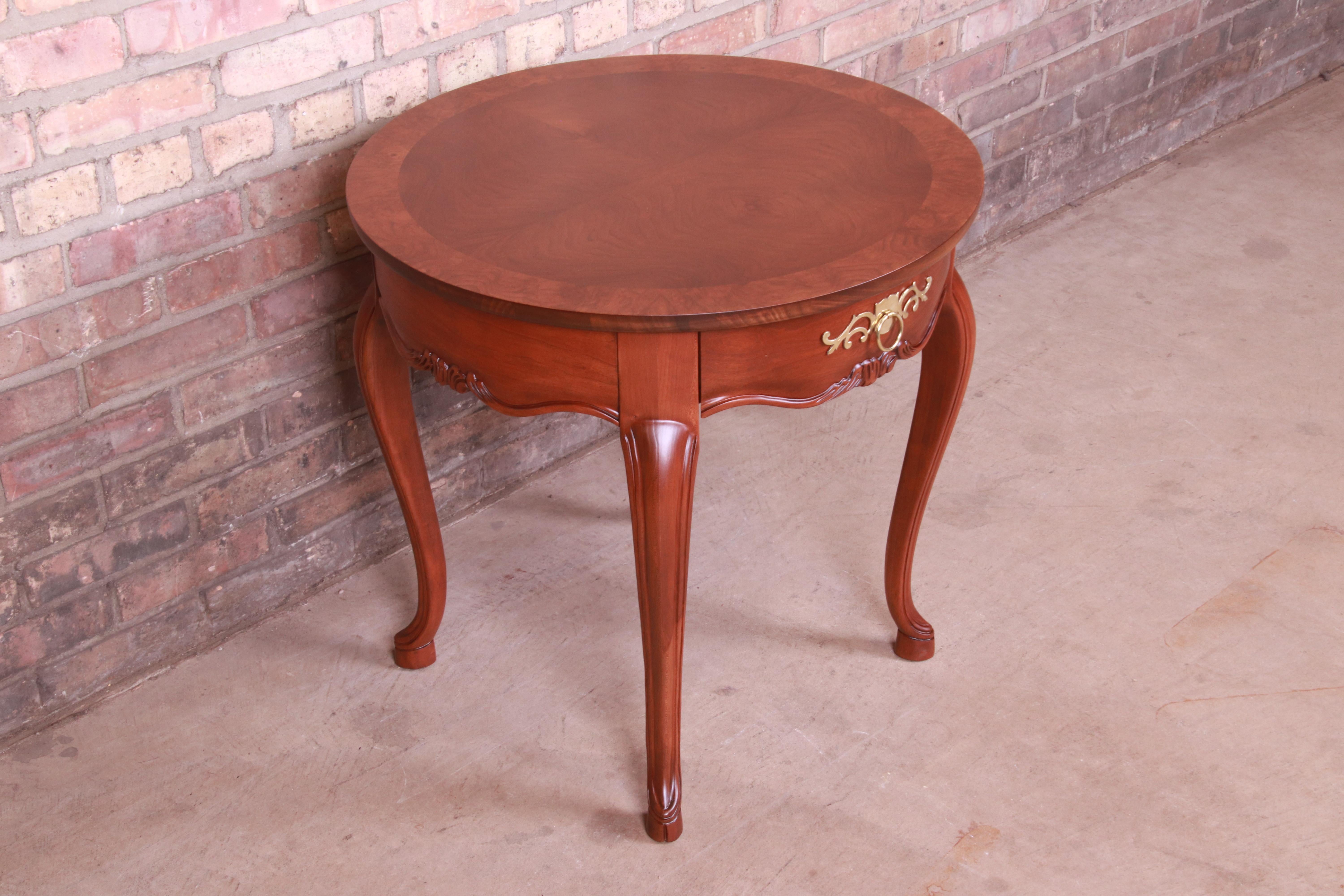 20th Century Baker Furniture French Provincial Louis XV Walnut and Burl Tea Table, Refinished For Sale