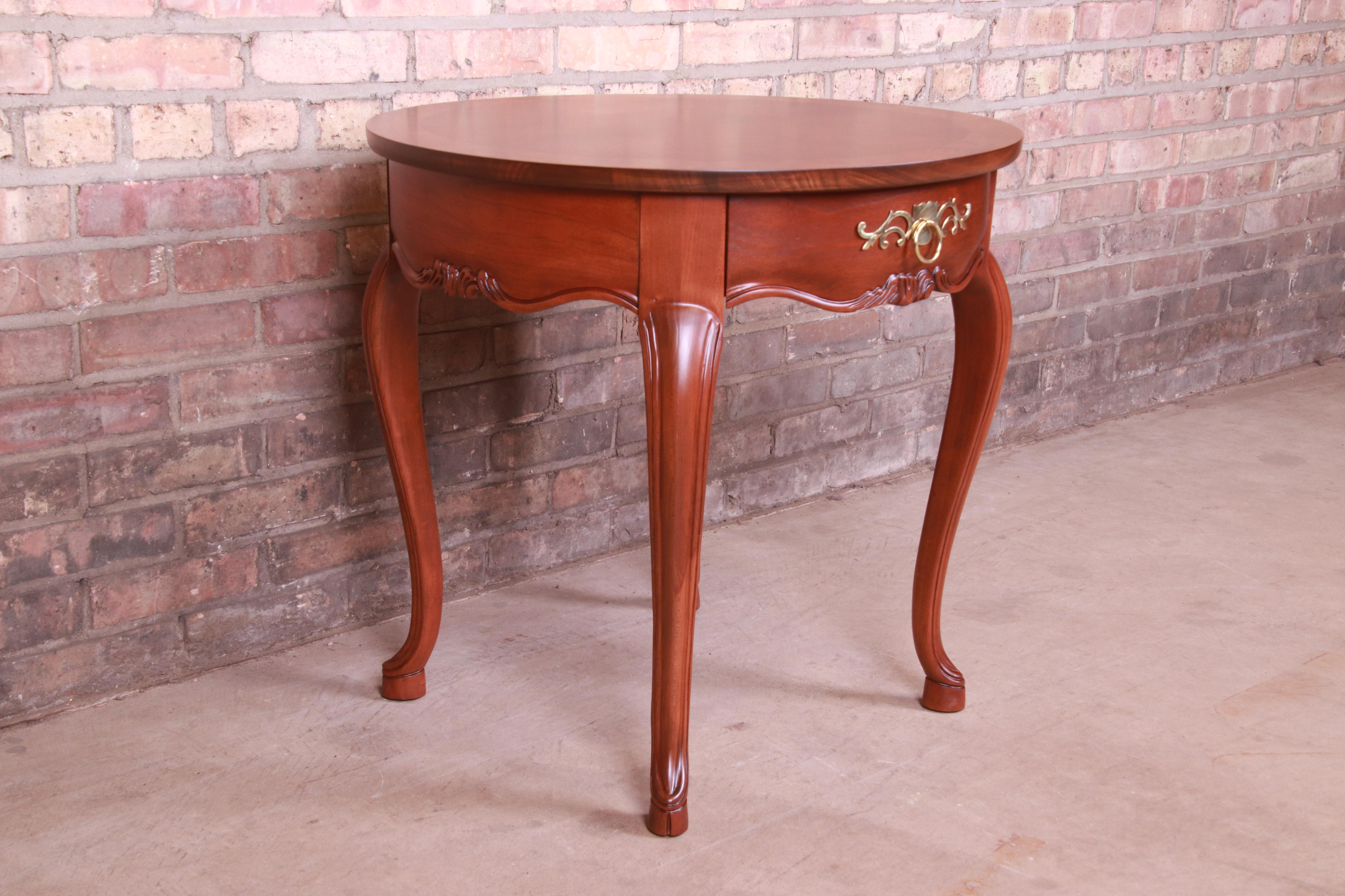 Baker Furniture French Provincial Louis XV Walnut and Burl Tea Table, Refinished For Sale 1