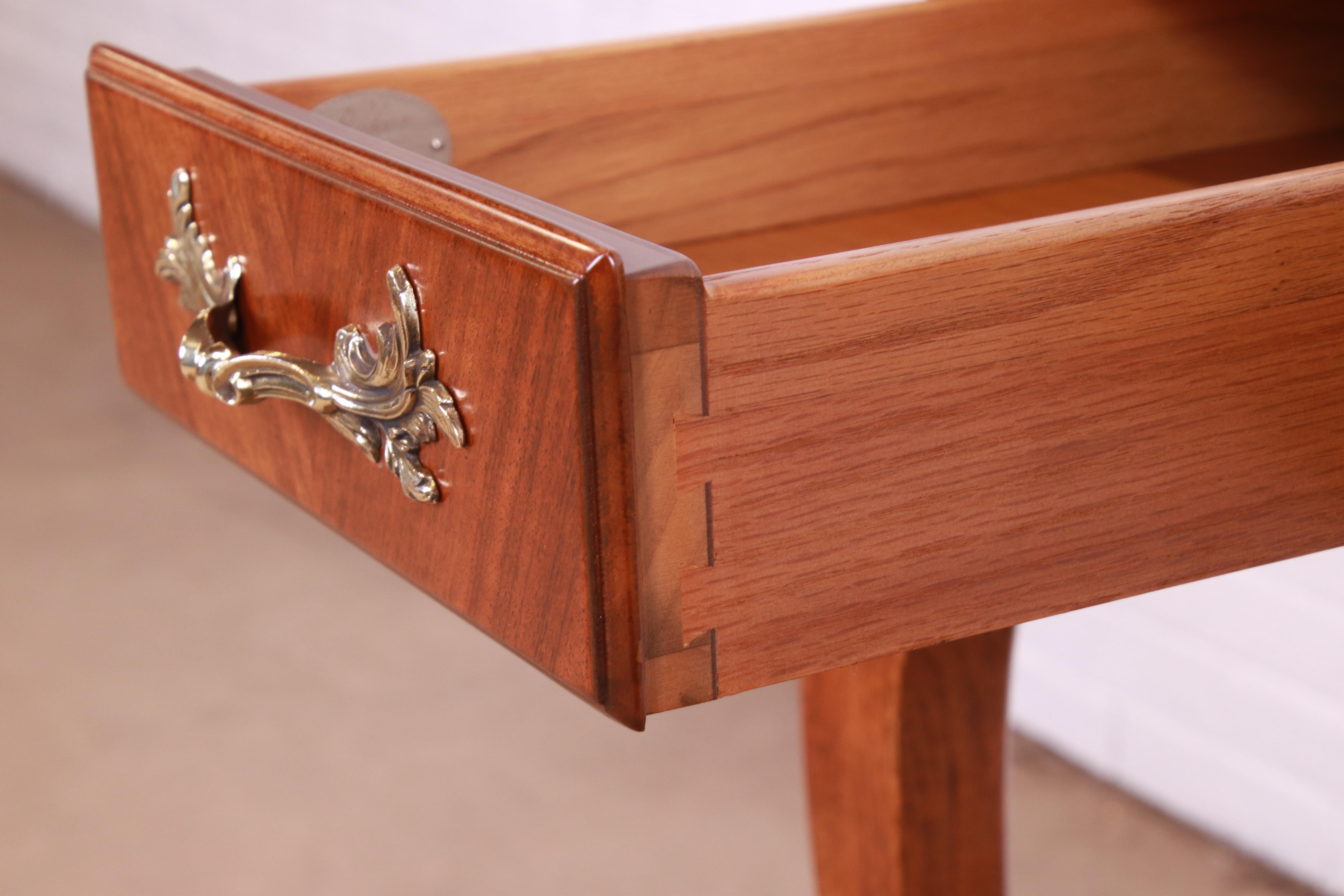 Baker Furniture French Provincial Louis XV Walnut Writing Desk, Newly Refinished For Sale 4