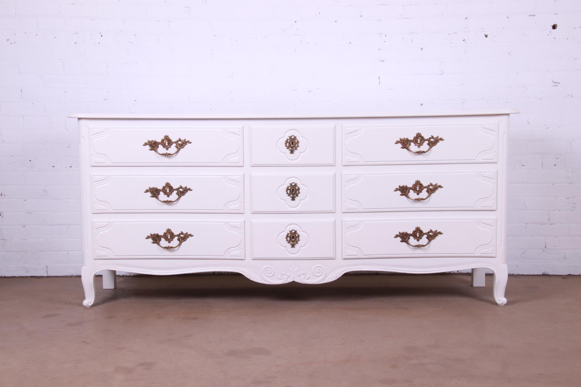 American Baker Furniture French Provincial Louis XV White Lacquered Dresser, Refinished For Sale