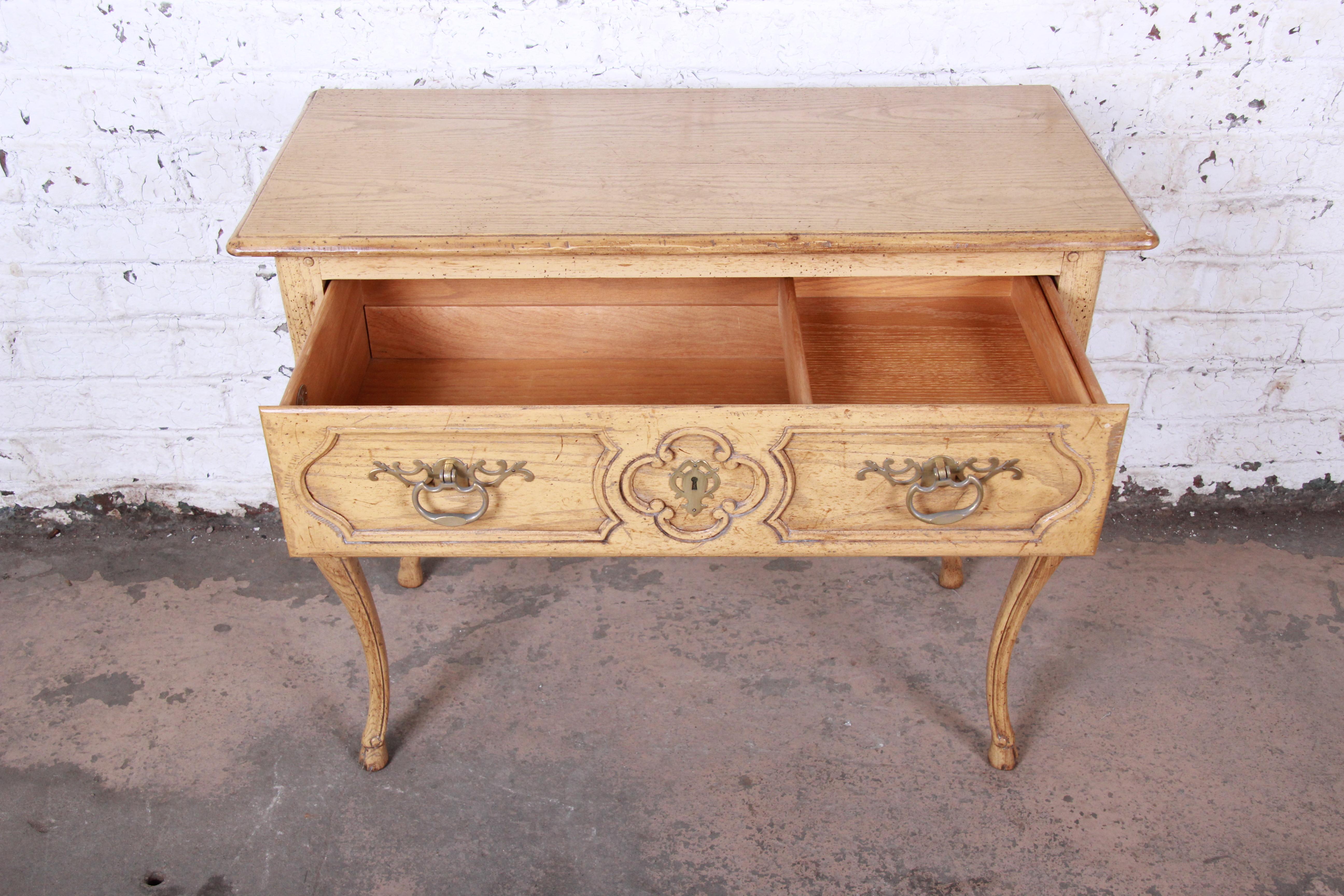 Baker Furniture French Provincial Louis XV White Oak Buffet Server In Good Condition For Sale In South Bend, IN