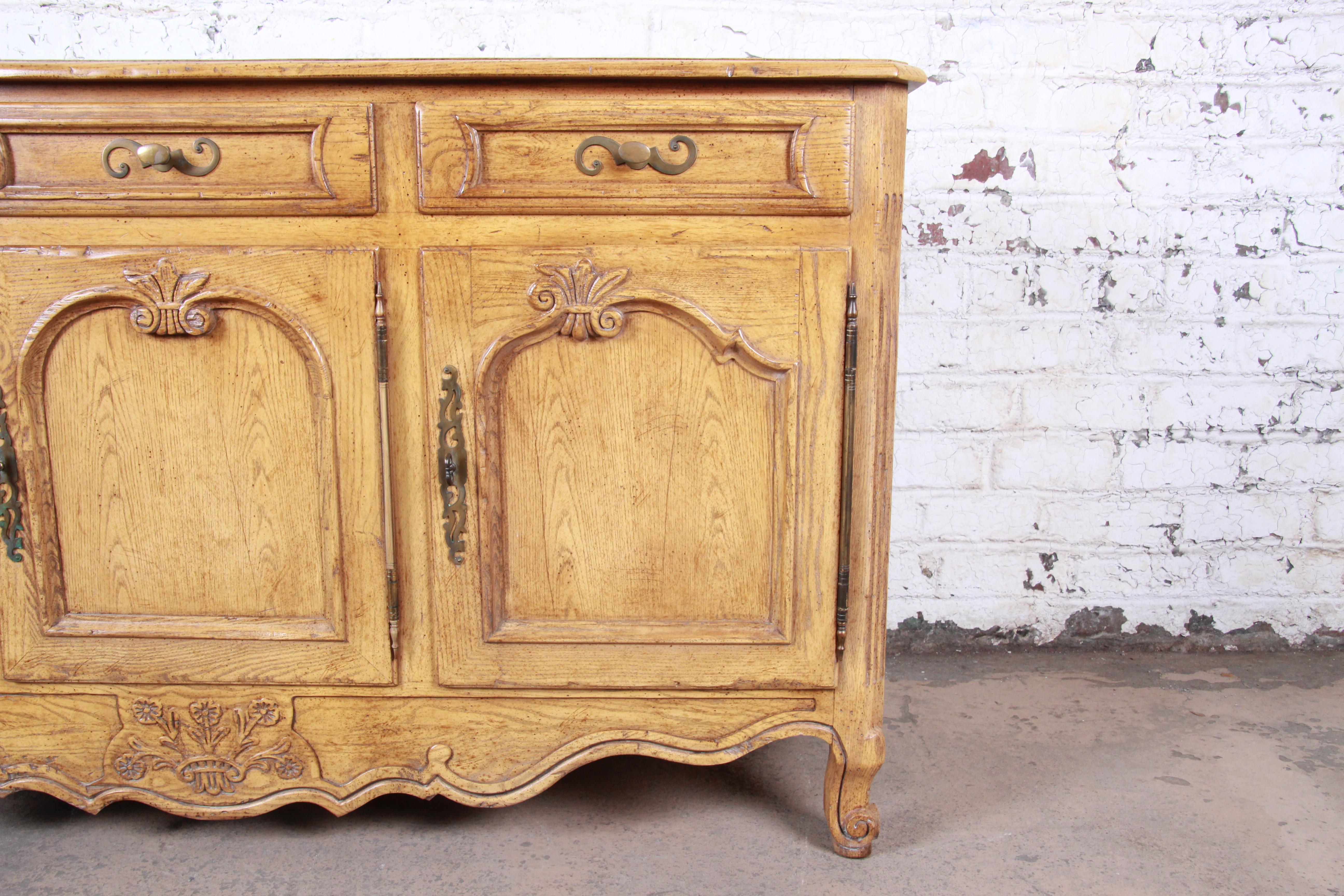 Brass Baker Furniture French Provincial Louis XV White Oak Sideboard Credenza