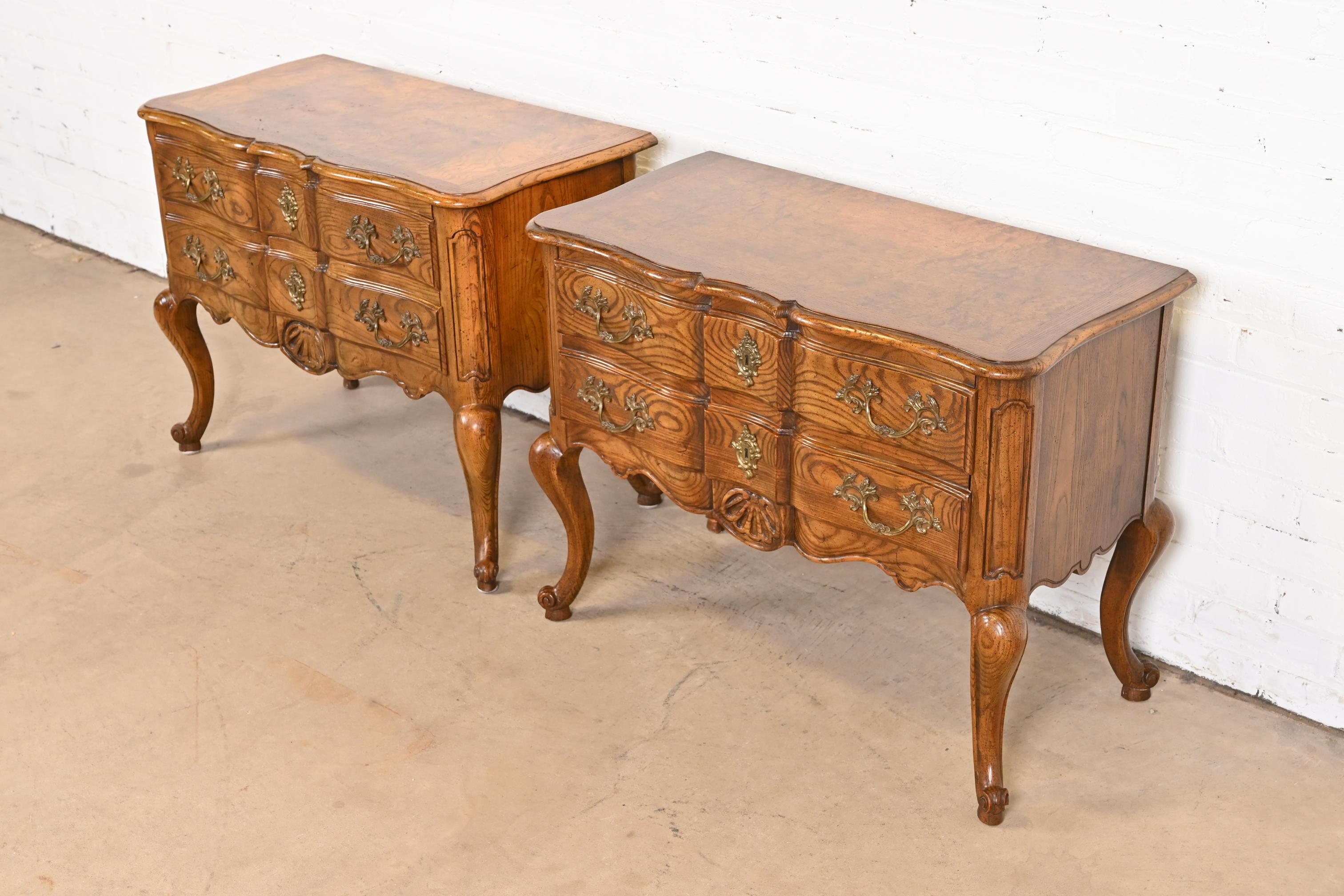 Baker Furniture French Provincial Oak and Burl Wood Commodes or Bedside Chests In Good Condition For Sale In South Bend, IN