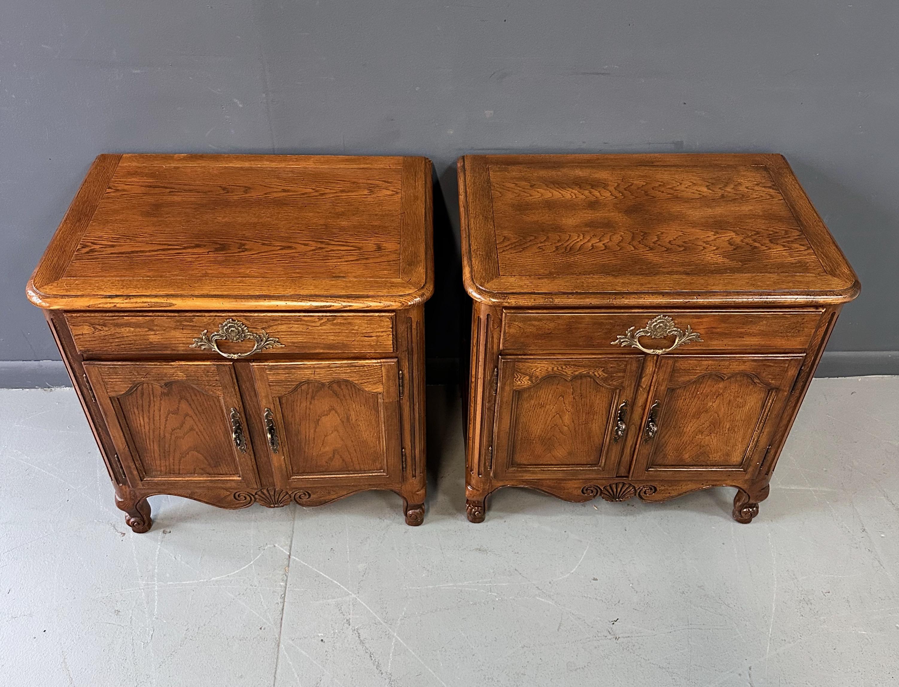 Baker Furniture French Provincial Oak Two Door Nightstands with One Drawer In Good Condition For Sale In Philadelphia, PA