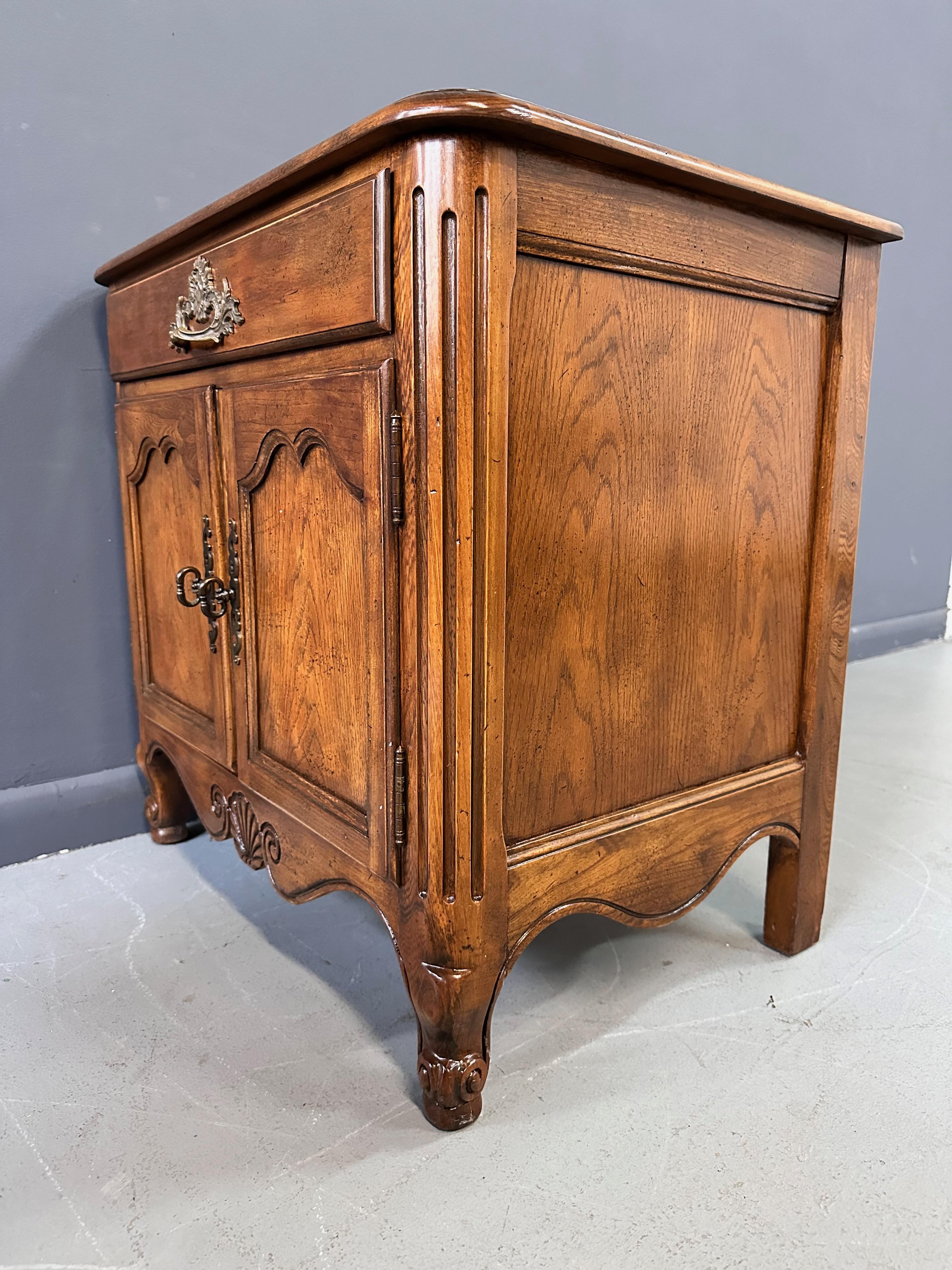 Baker Furniture French Provincial Oak Two Door Nightstands with One Drawer For Sale 2