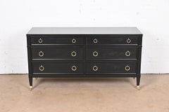 Commode laquée noire de style Régence française par Baker Furniture, nouvellement revernie