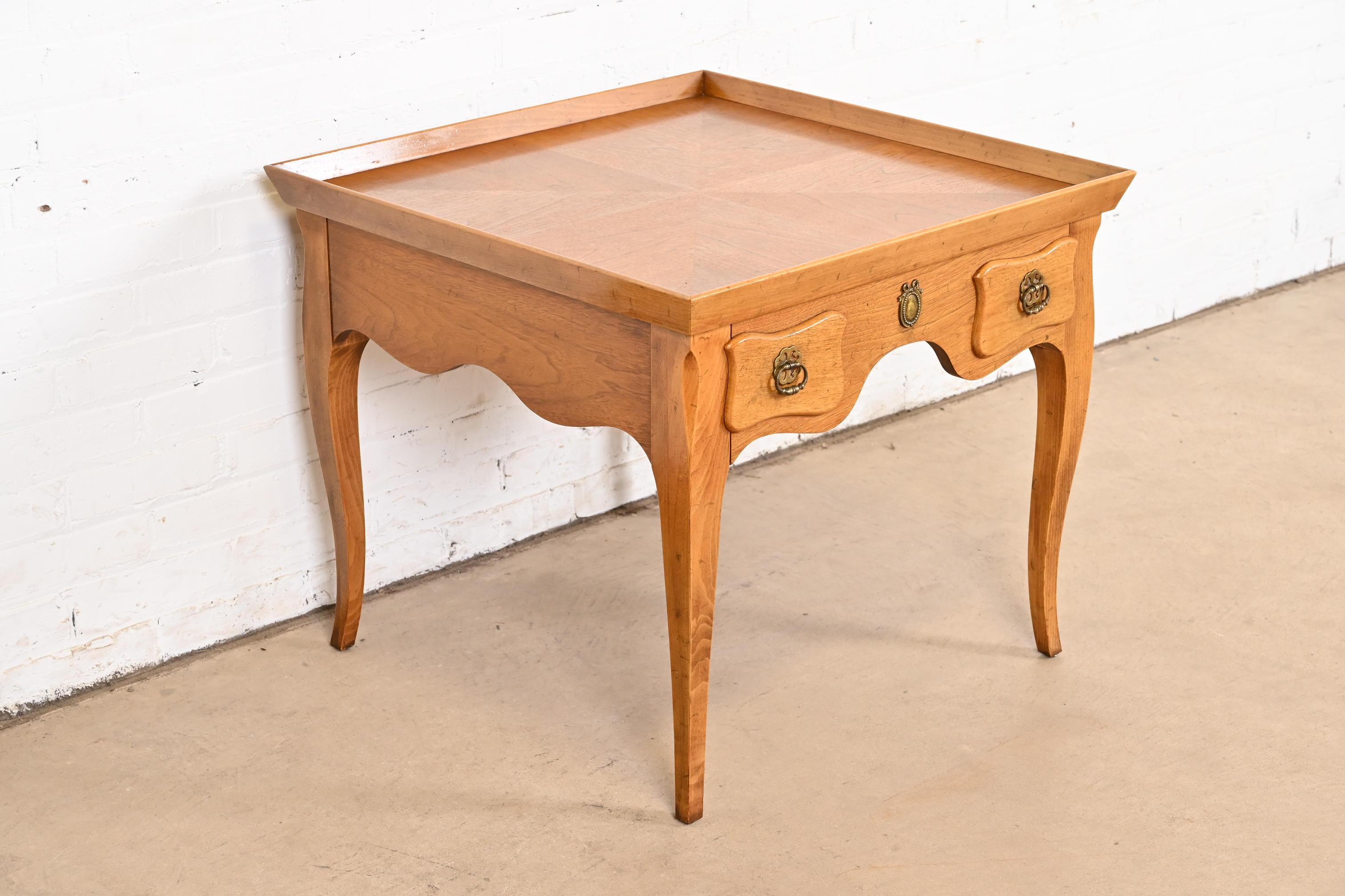 Baker Furniture French Regency Carved Walnut Tea Table, Circa 1960s In Good Condition For Sale In South Bend, IN