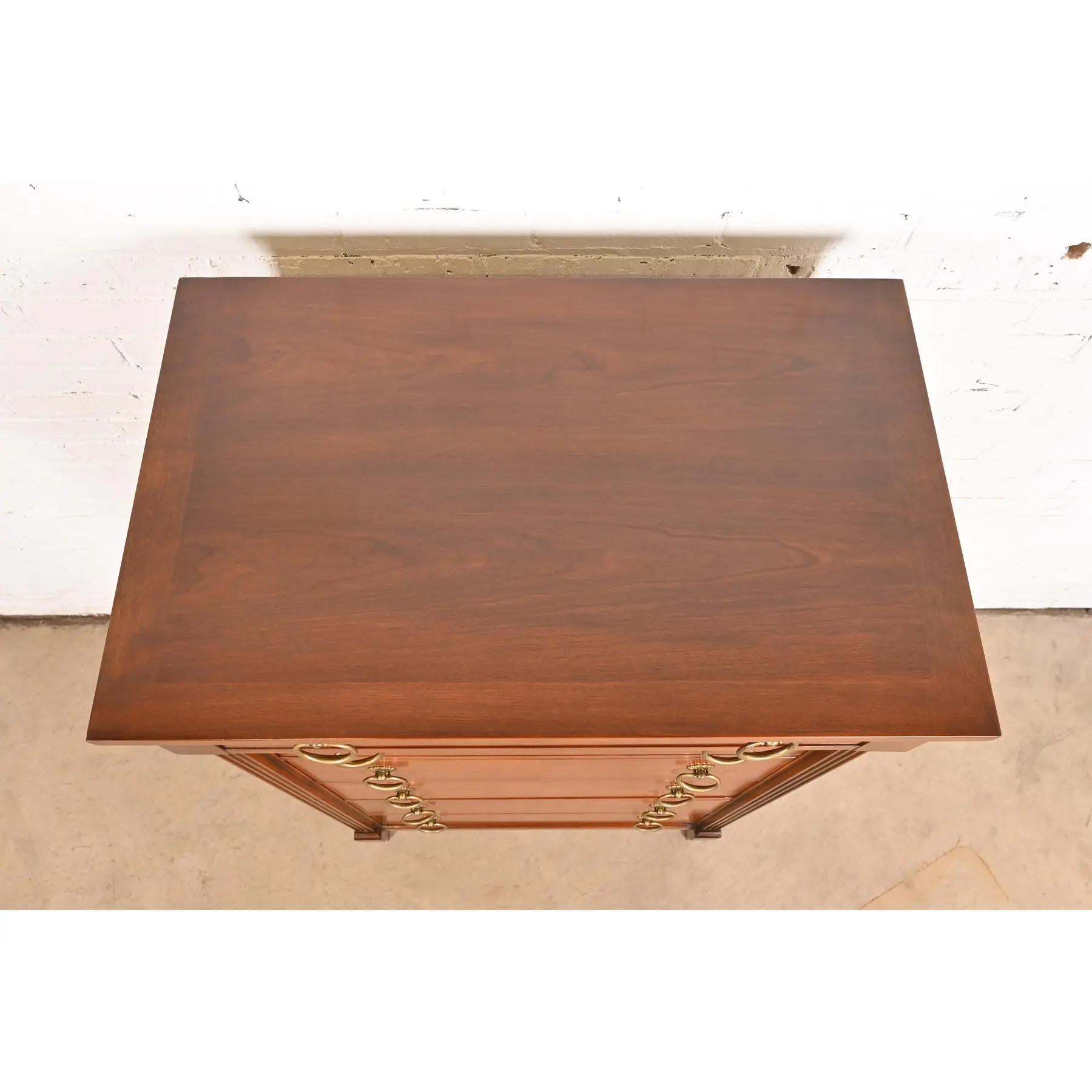 Baker Furniture - Comò Highboy in legno di ciliegio Luigi XVI - Regenza Francese in vendita 5