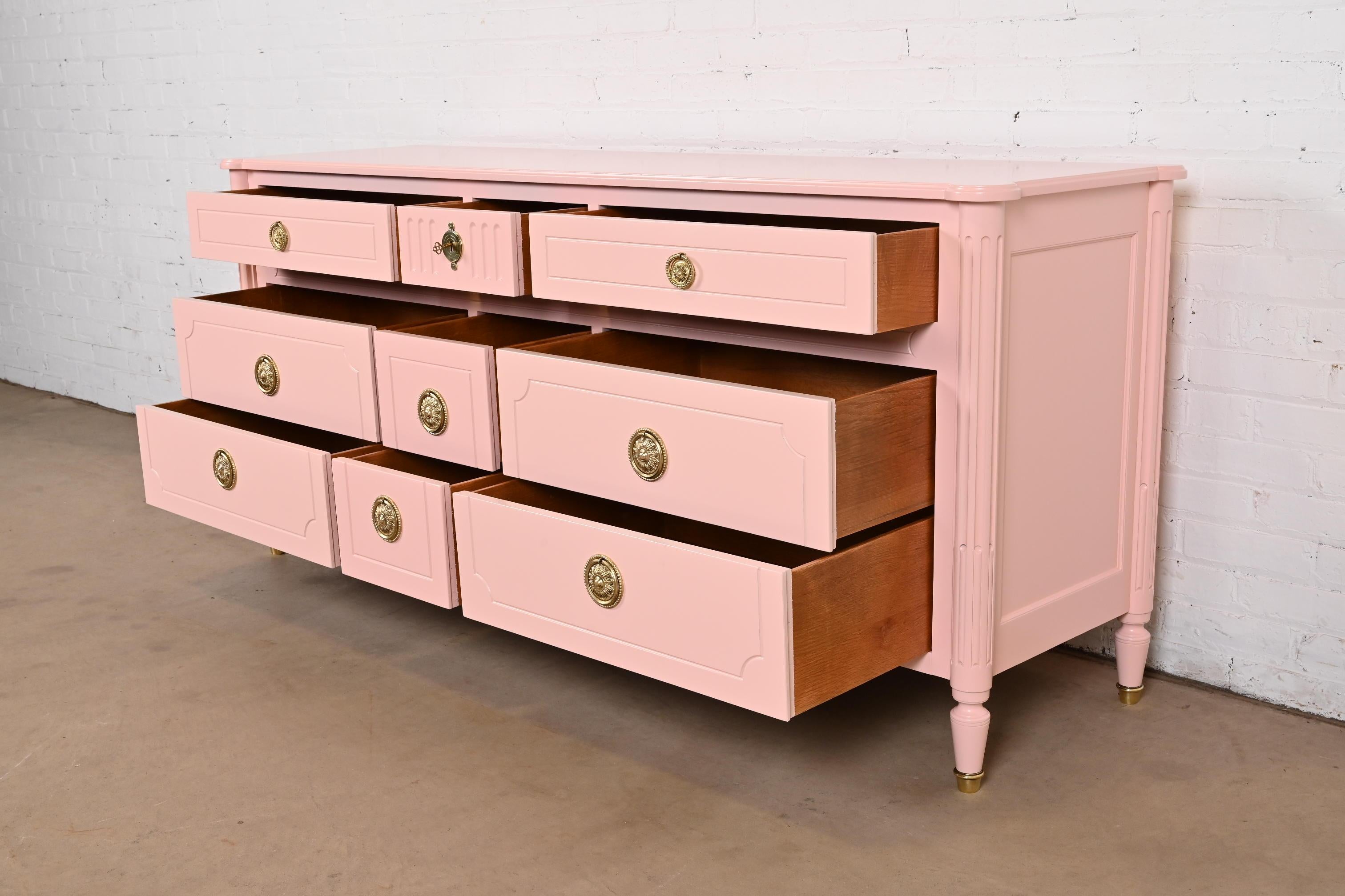 Baker Furniture French Regency Louis XVI Pink Lacquered Dresser, Refinished For Sale 2