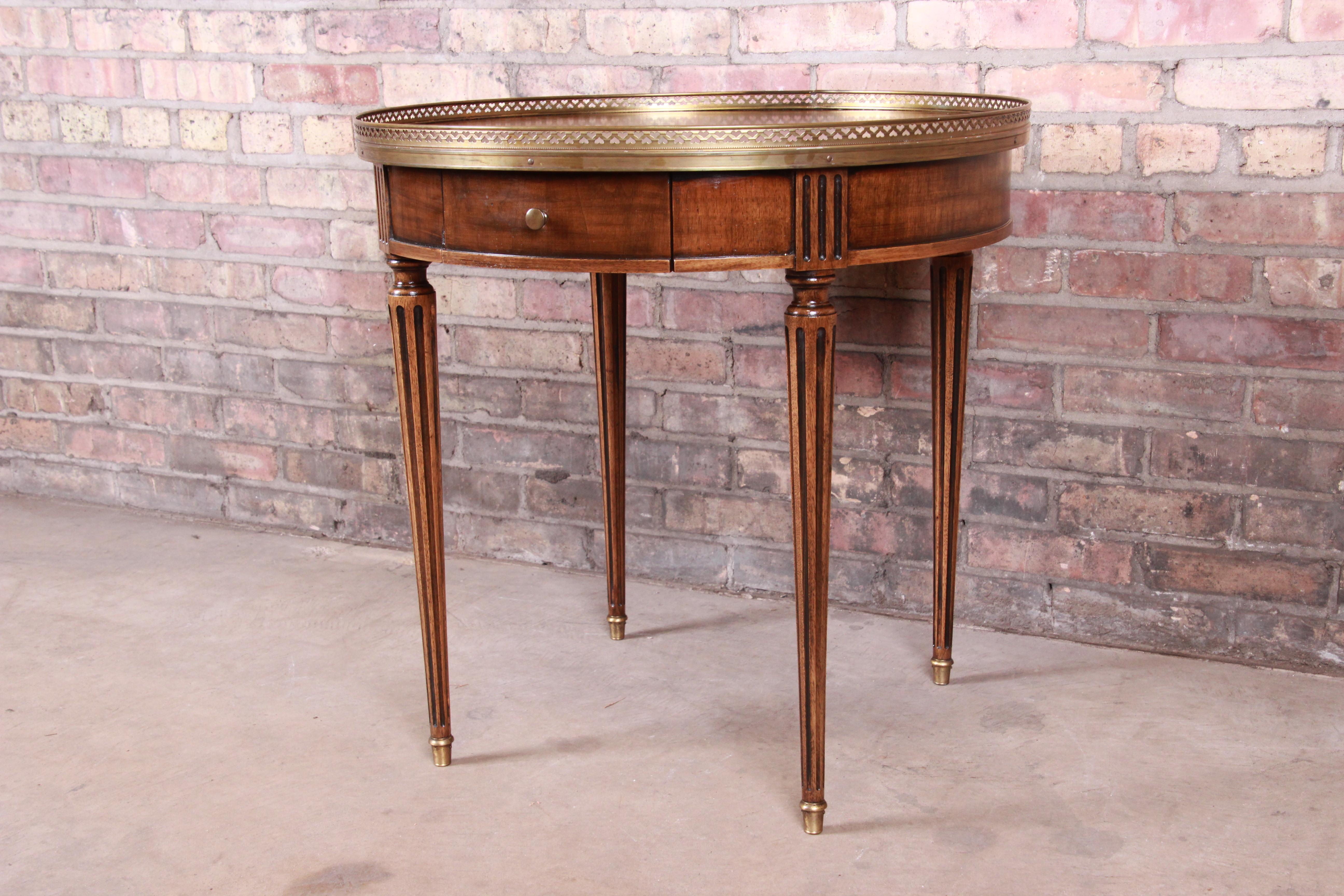 Baker Furniture French Regency Louis XVI Walnut Tea Table In Good Condition In South Bend, IN