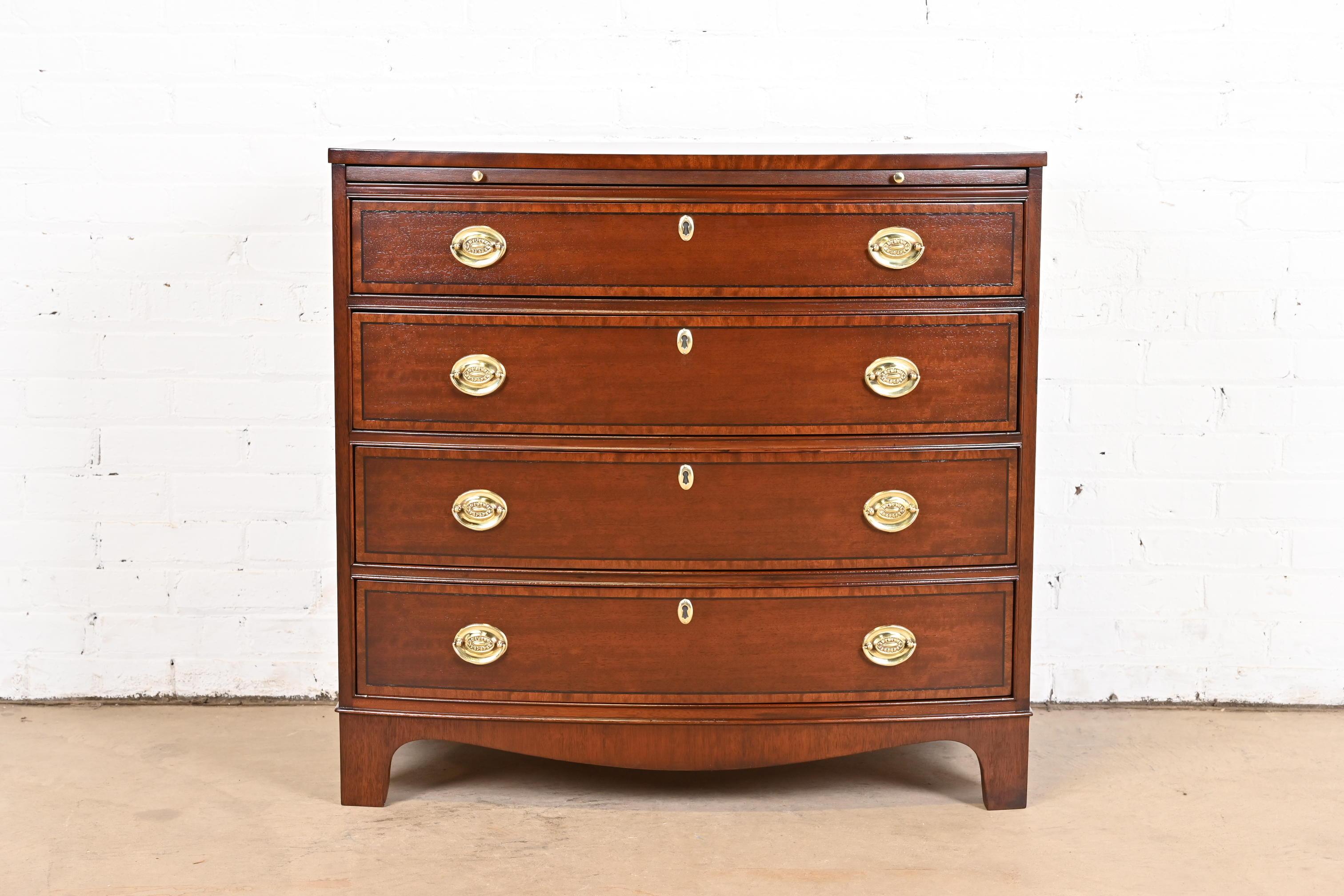 Baker Furniture Georgian Banded Mahogany Bow Front Chest of Drawers, Refinished In Good Condition For Sale In South Bend, IN