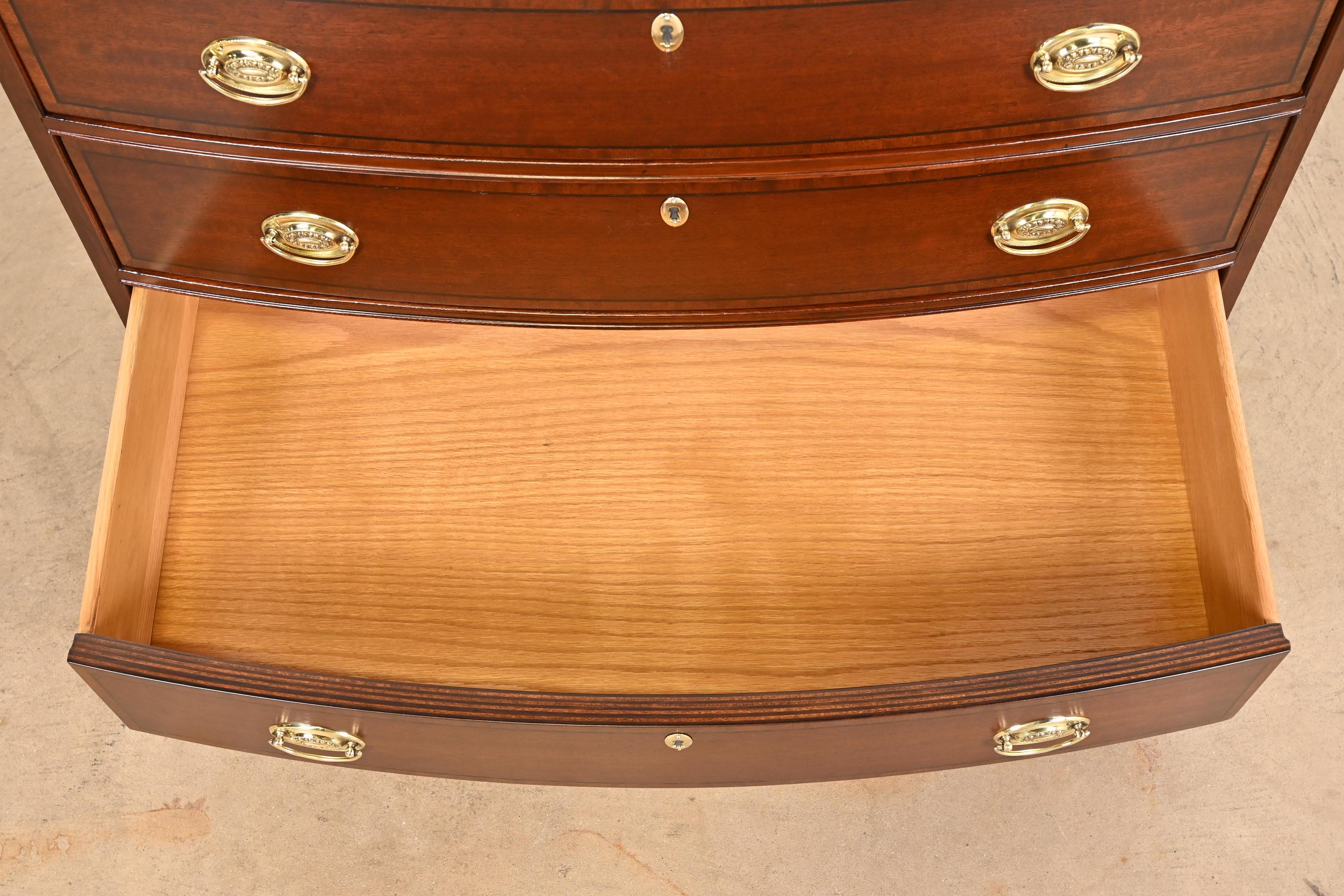 Baker Furniture Georgian Banded Mahogany Bow Front Chest of Drawers, Refinished For Sale 3