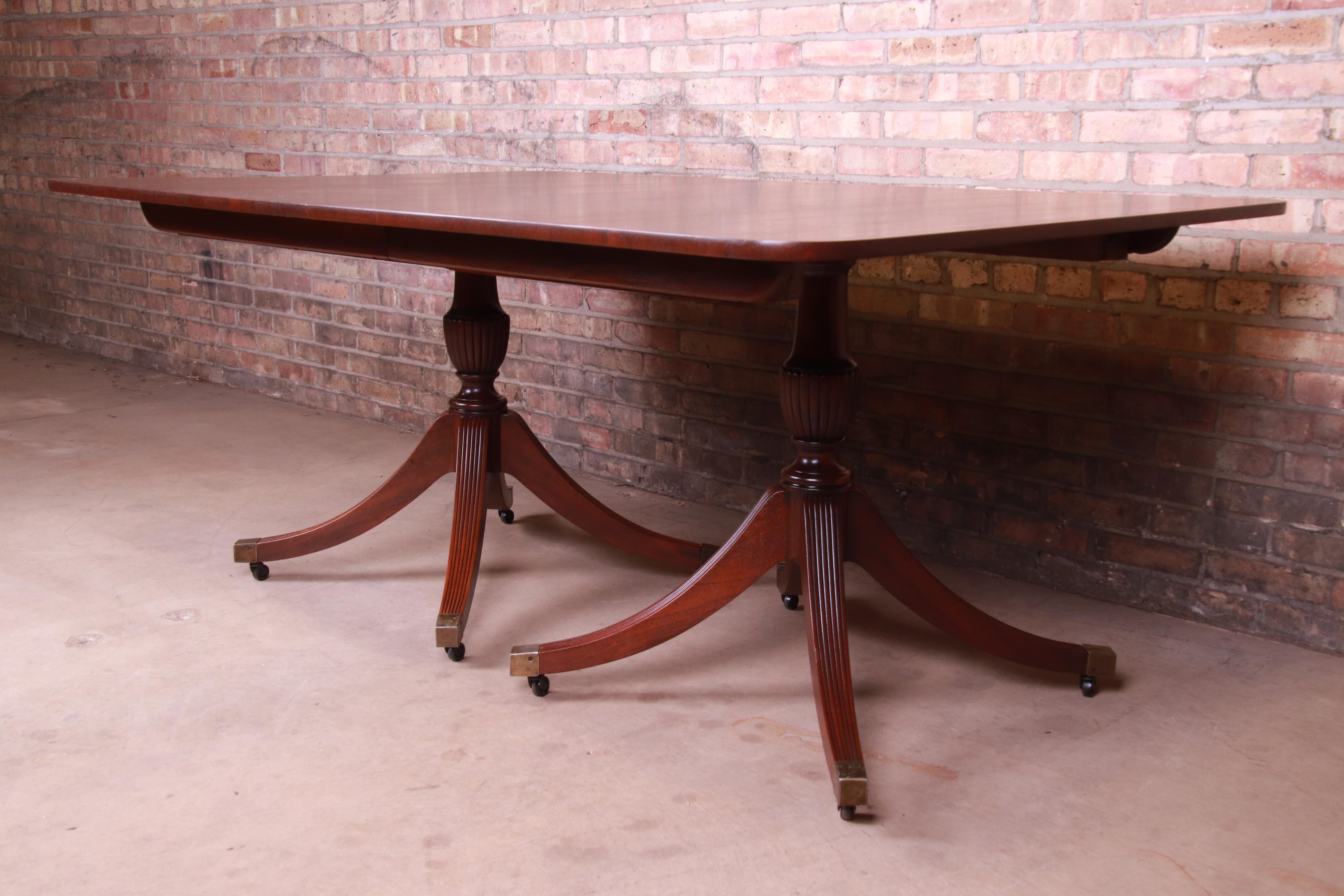 Baker Furniture Georgian Banded Mahogany Double Pedestal Dining Table, Restored 4