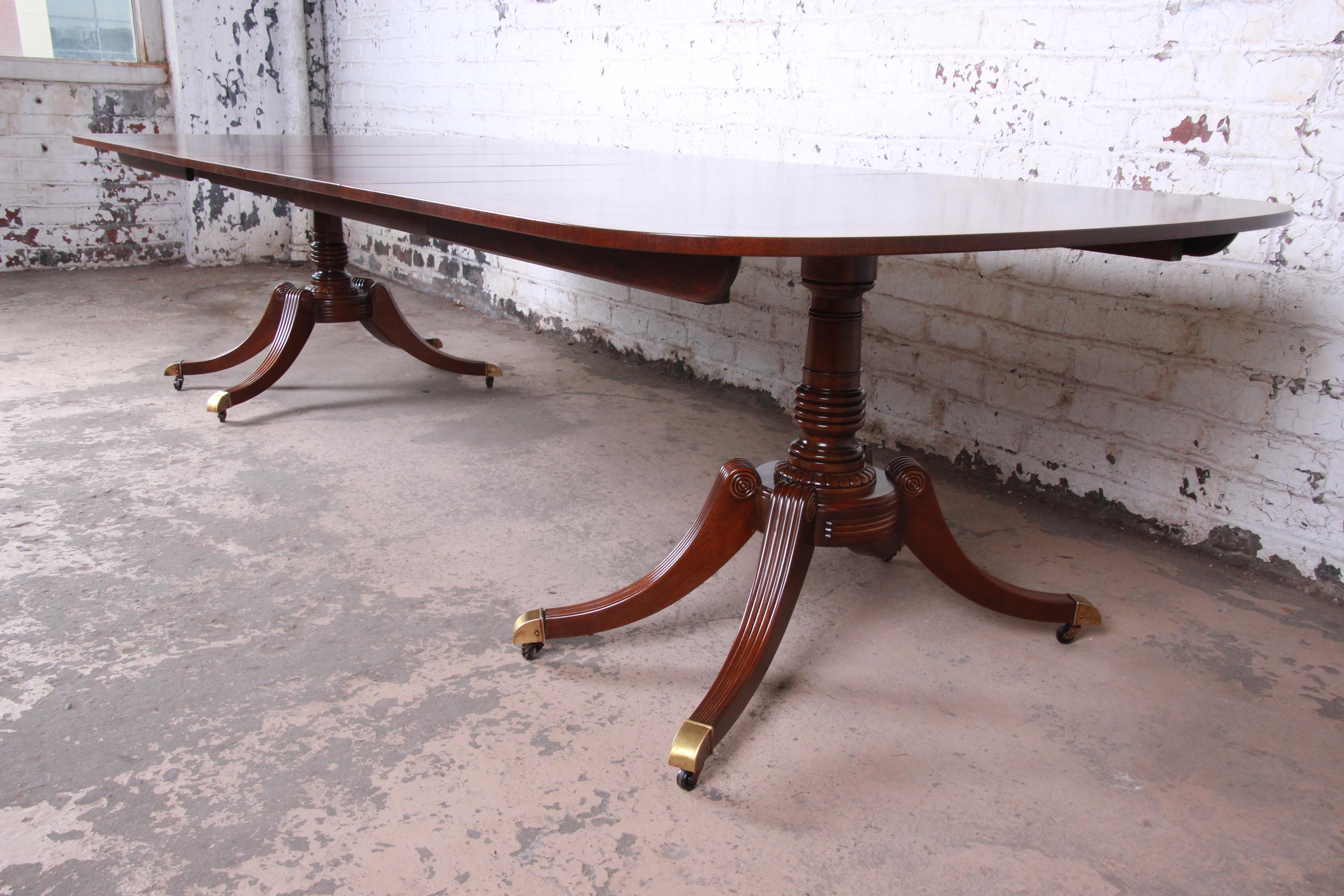 Baker Furniture Georgian Banded Mahogany Double Pedestal Dining Table, Restored 6